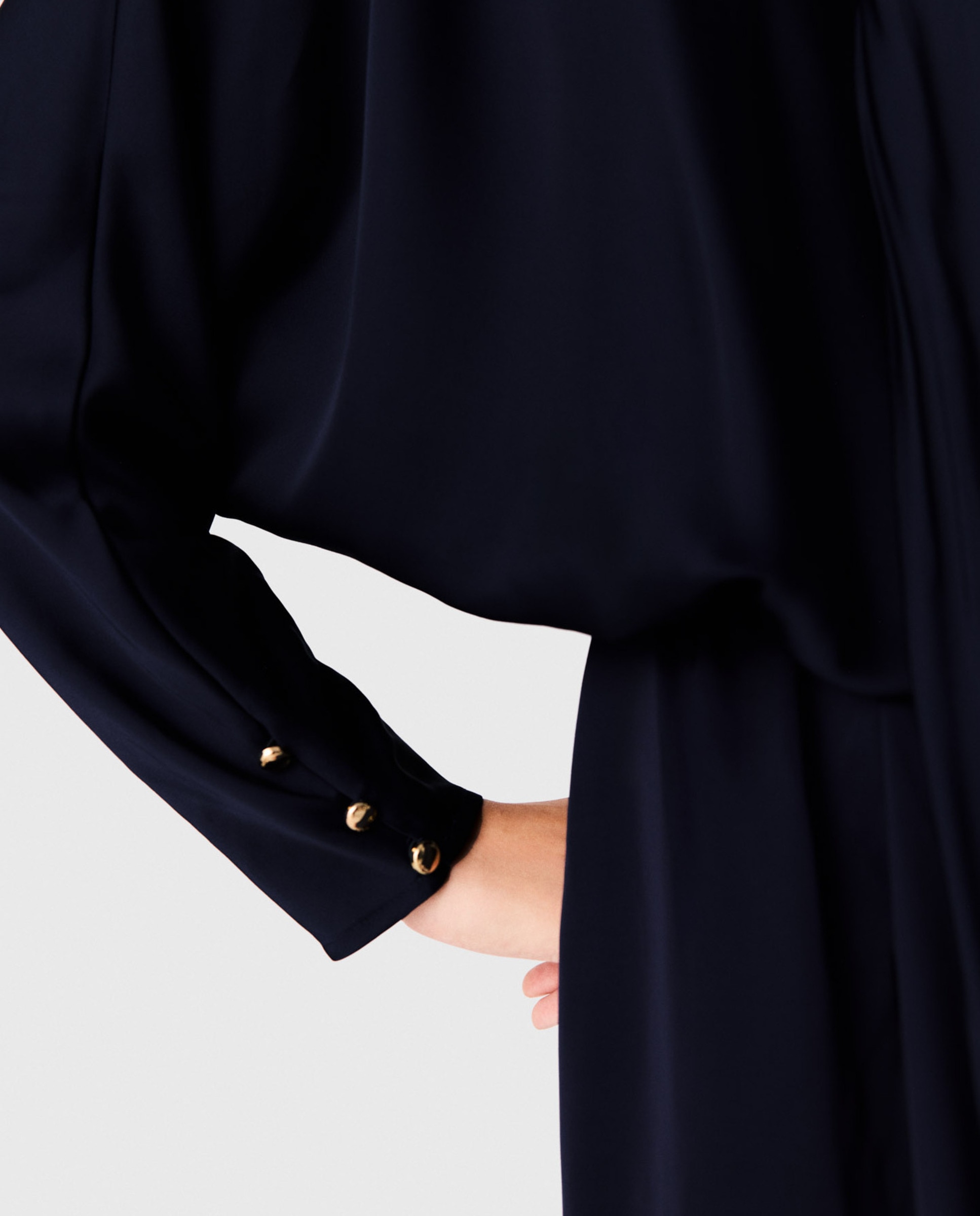 Vestido corto drapeado de satén con mangas murciélago - Maje - Azul marino Azul marino-6