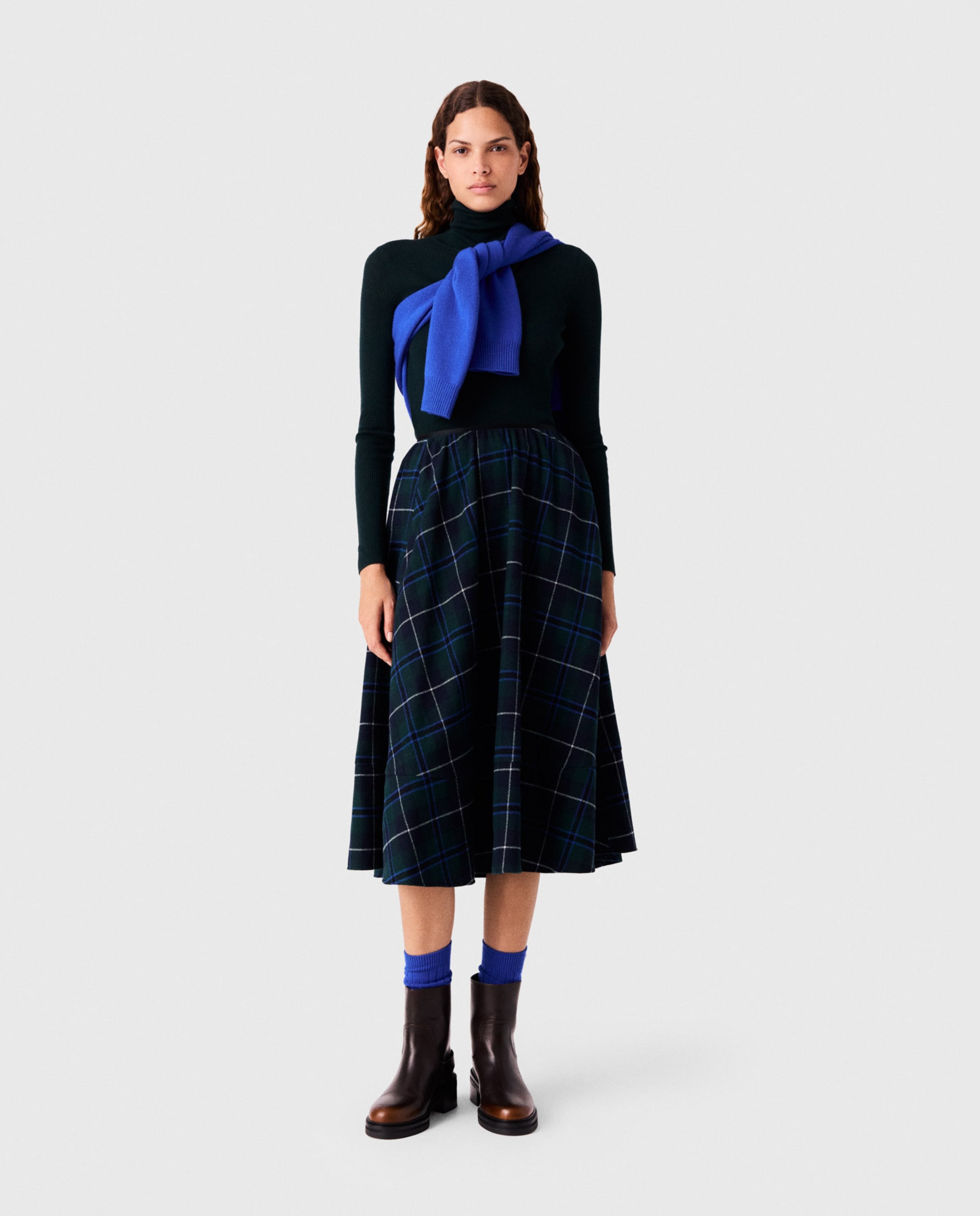 Imagen 1 de Falda midi de cuadros tartán Verde