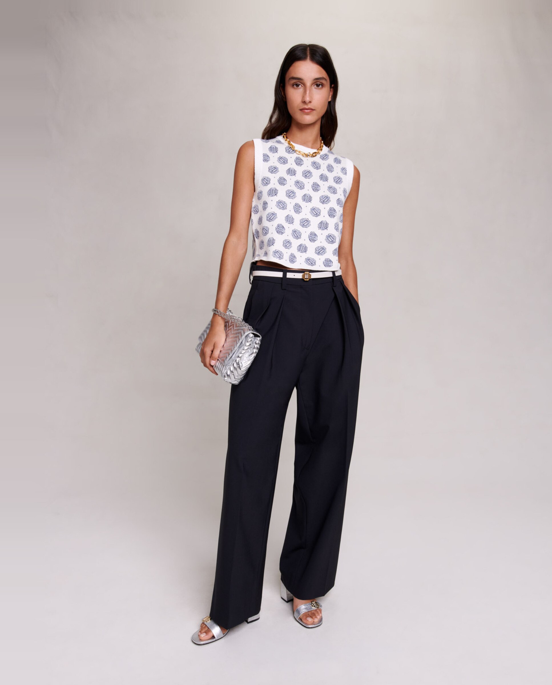 Pantalón ancho de mujer de corte masculino con bolsillos