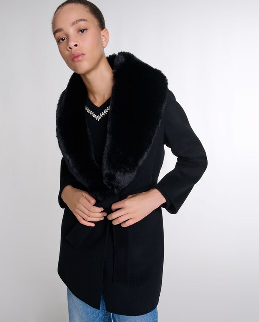 Imagen 0 de Abrigo de mujer de longitud media doble faz