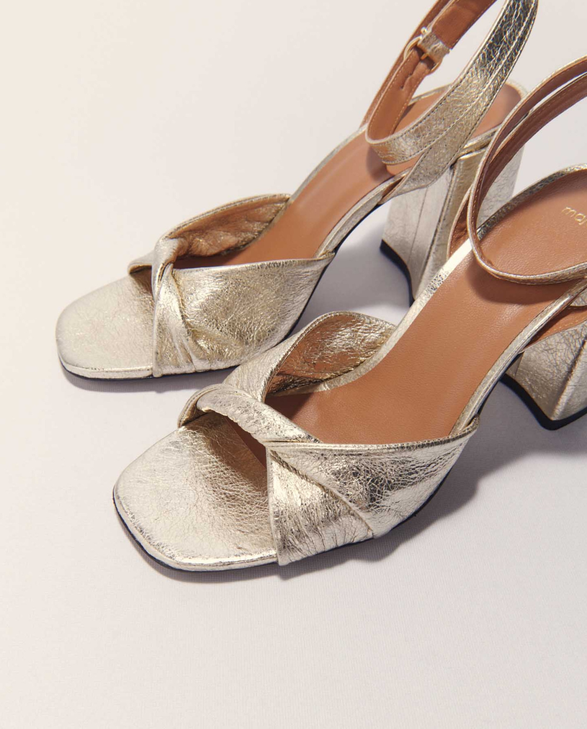 Sandalias de mujer de cuero metalizado con tacón - Maje - Dorado Dorado-2