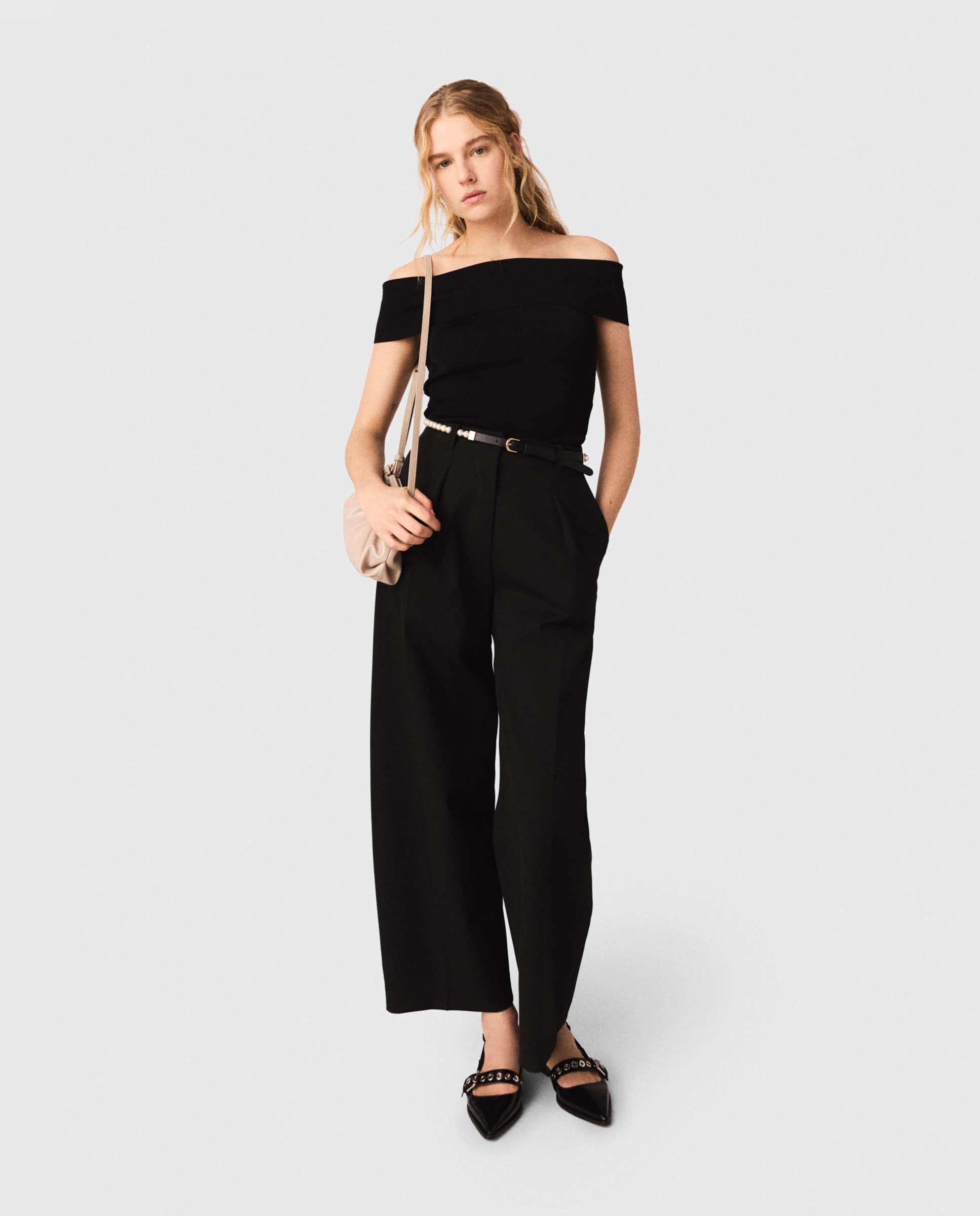 Top de mujer de punto canalé y cuello Bardot - Maje - Negro Negro-4
