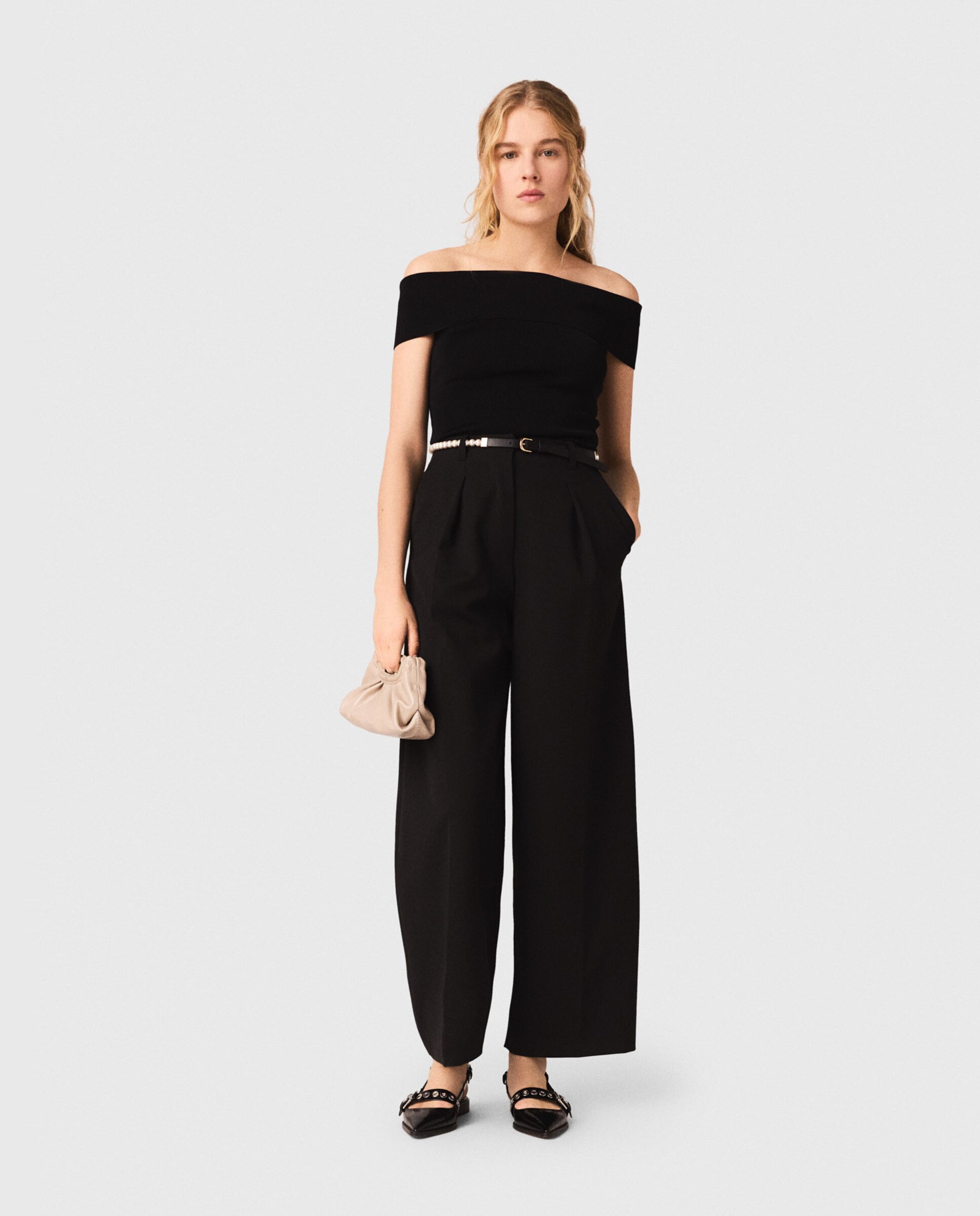 Top de mujer de punto canalé y cuello Bardot - Maje - Negro Negro-5