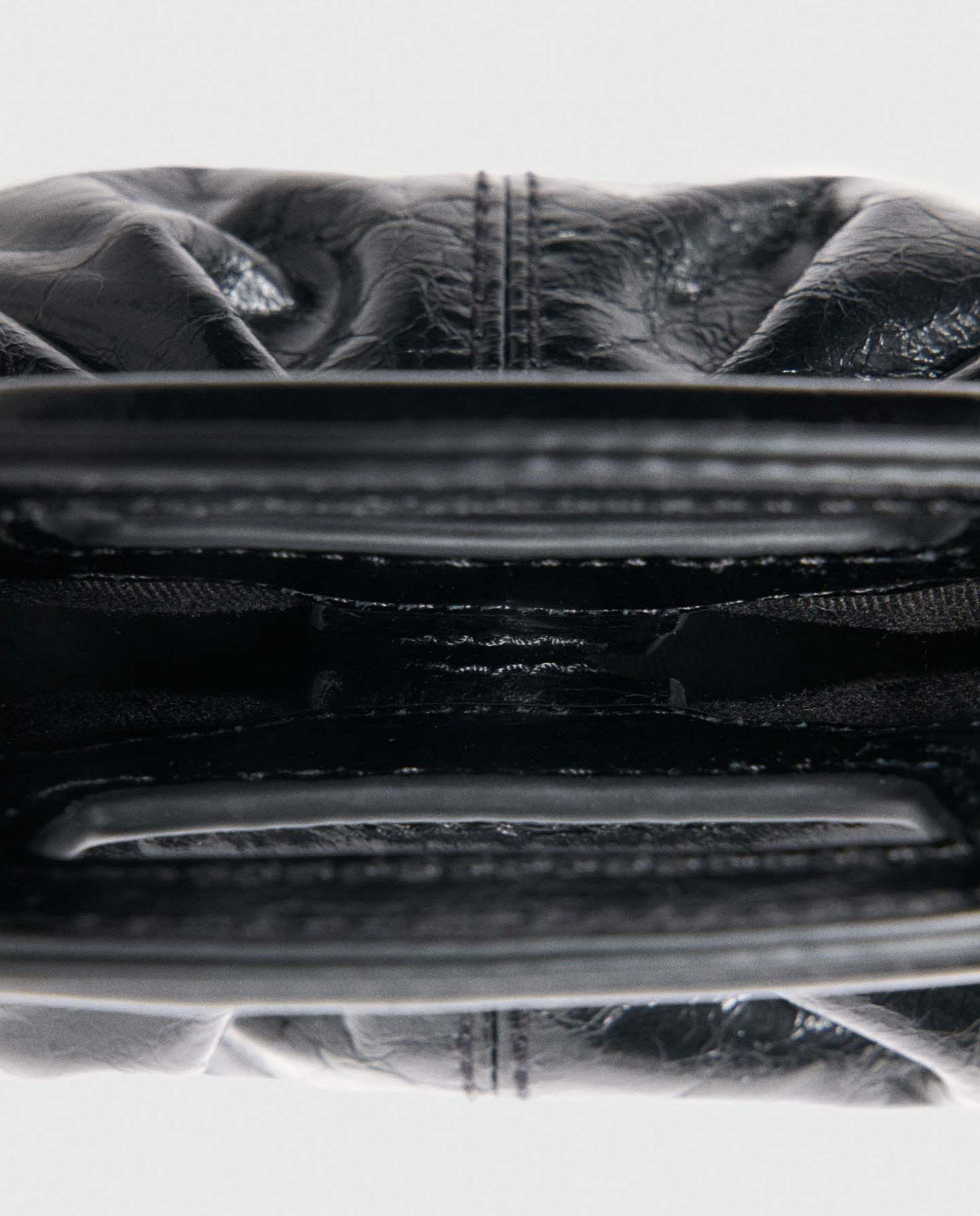 Mini de mujer clutch de piel craquelada - Maje - Negro Negro-6