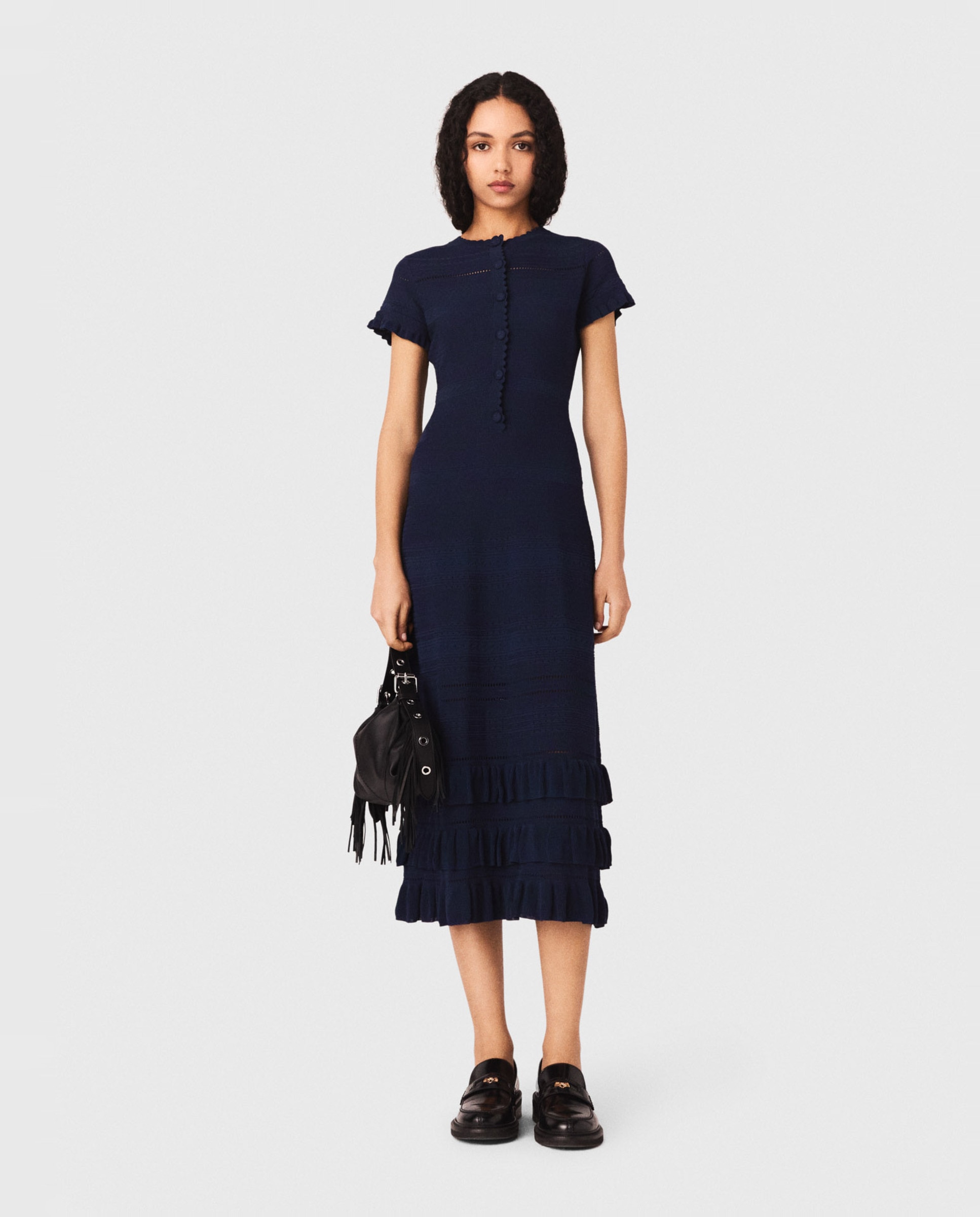 Maje - Vestido midi ajustado de punto pointelle con volantes.
