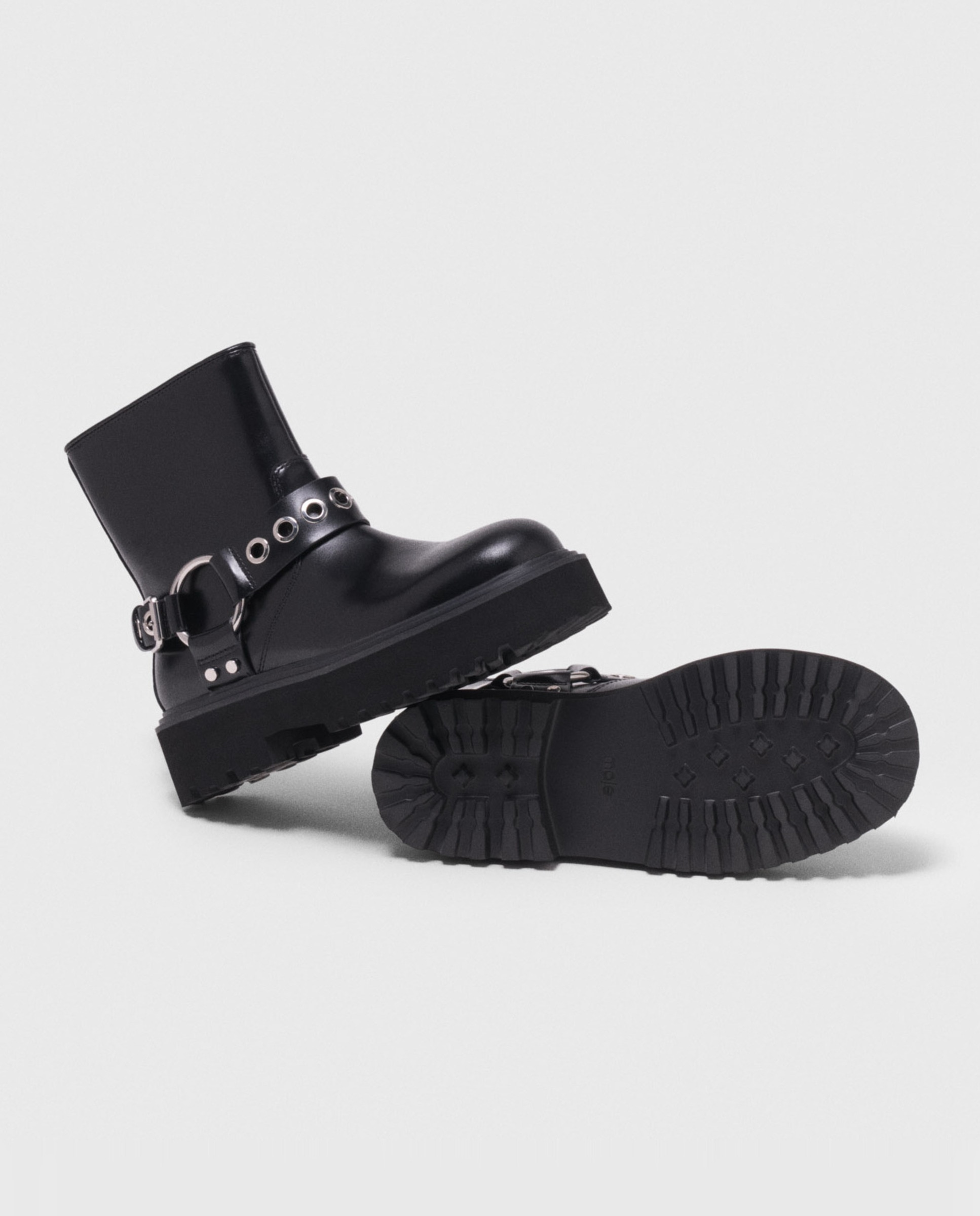 Botín biker de mujer con arnés de cuero bajo - Maje - Negro Negro-4