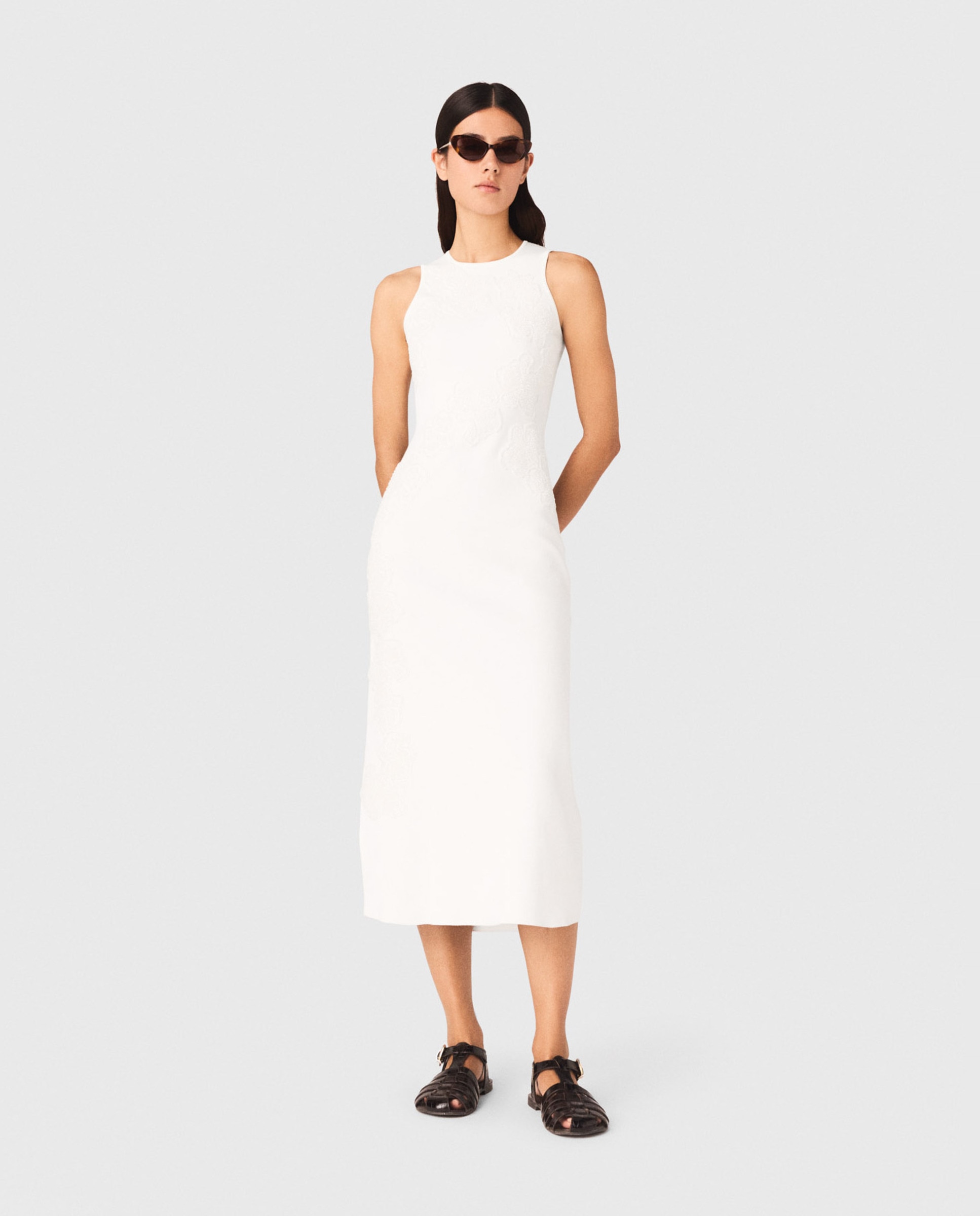 Maje - Vestido midi acampanado de algodón con bordados y perlas.