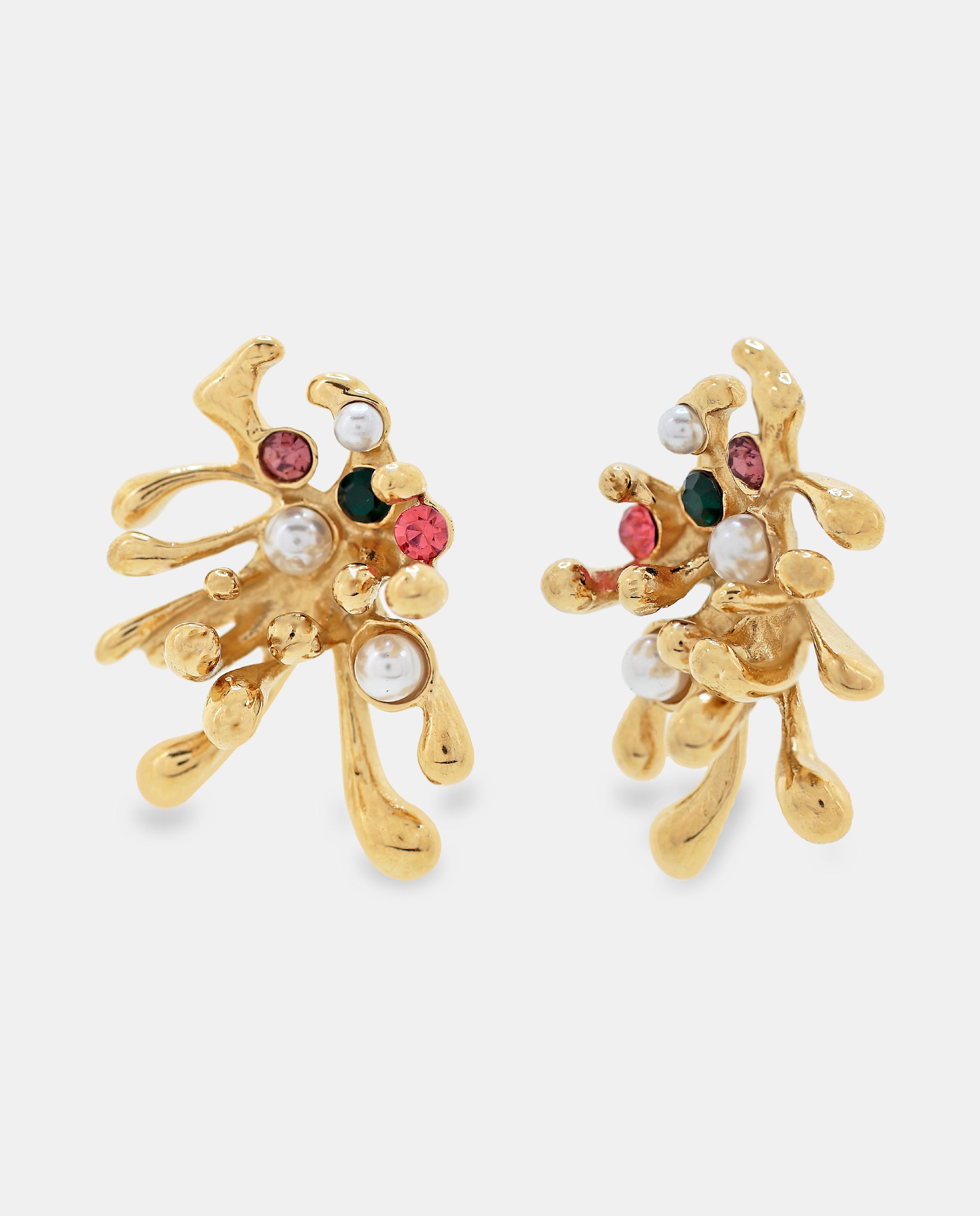 Imagen 0 de Pendientes en acero dorado con diseño orgánico tipo Dorado