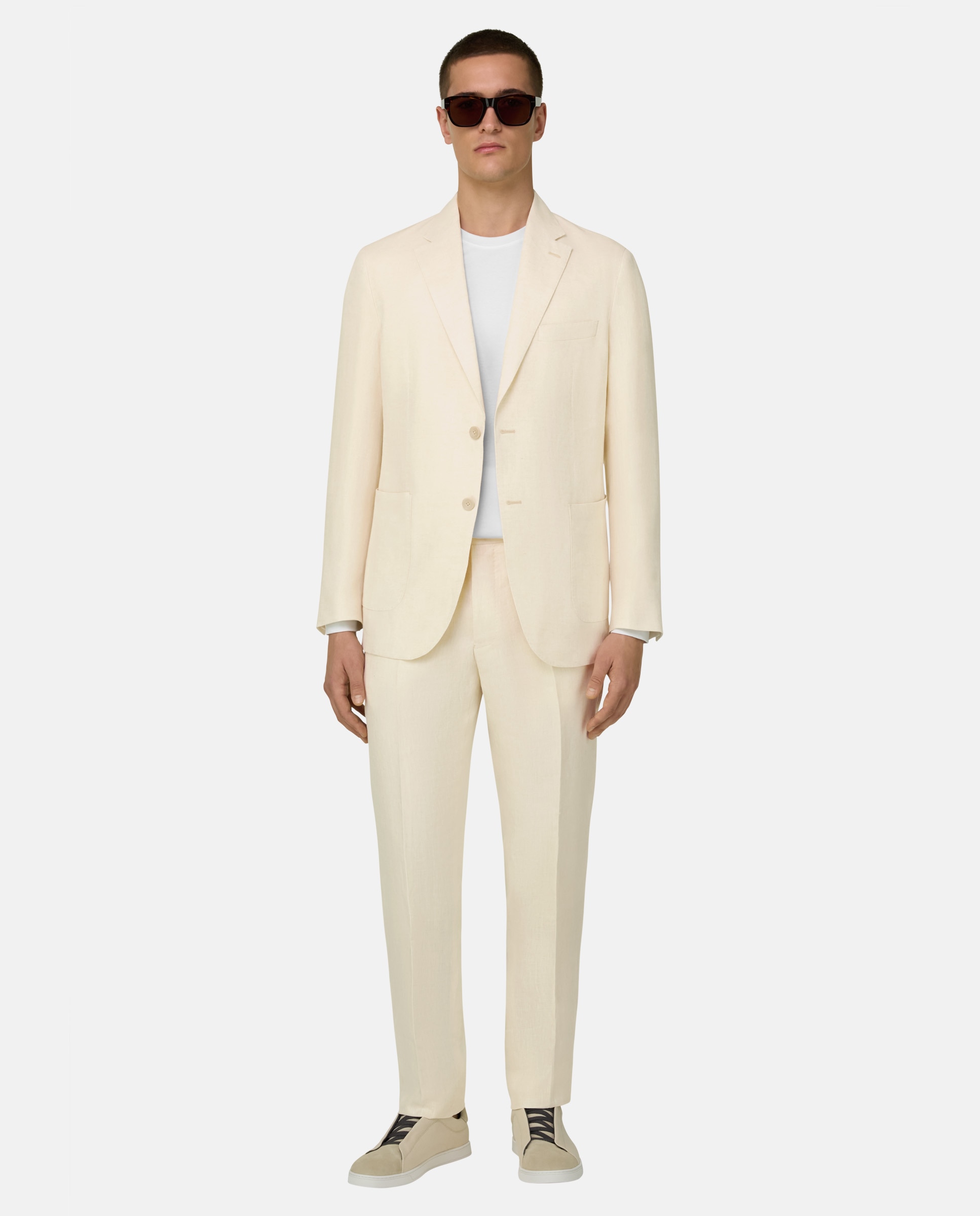 Traje de lino