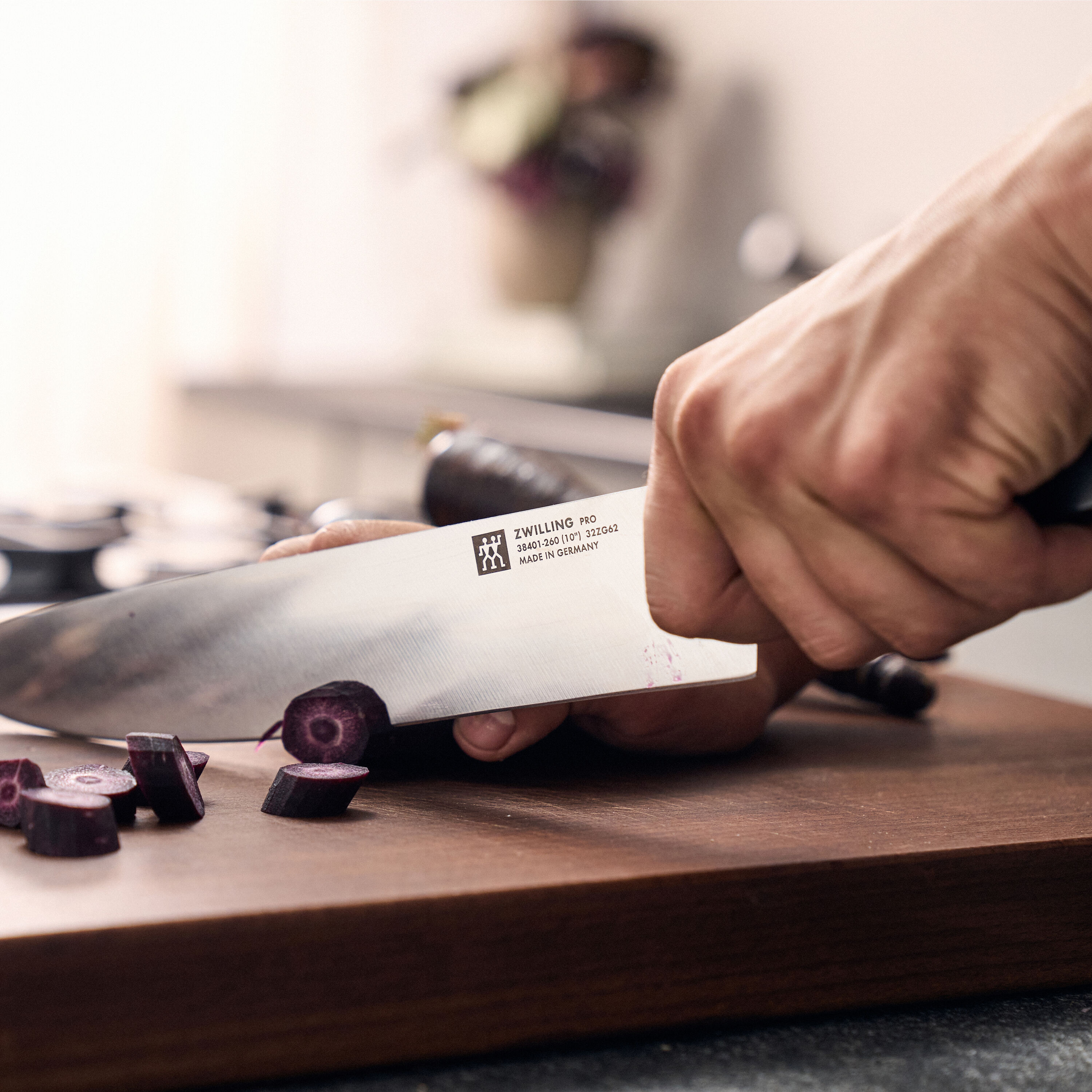 Imagen 2 de Cuchillo de chef Pro Zwilling - Negro 26 cm Negro