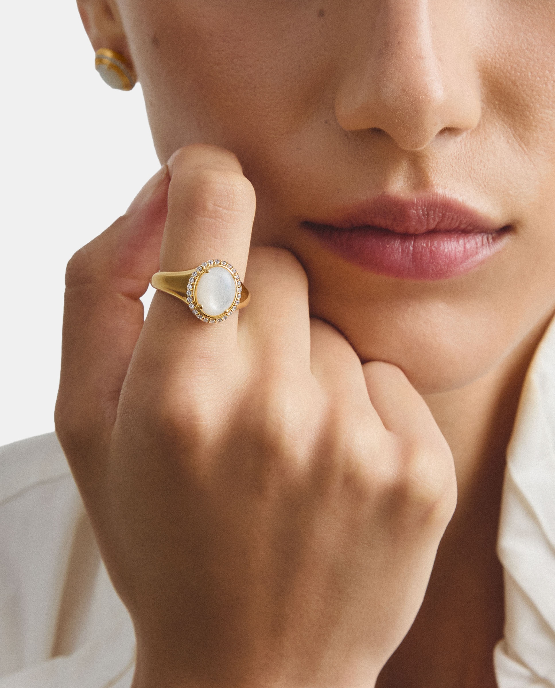 Anillo sello halo con nácar y circonita blanca - Thomas Sabo - Oro Oro-3