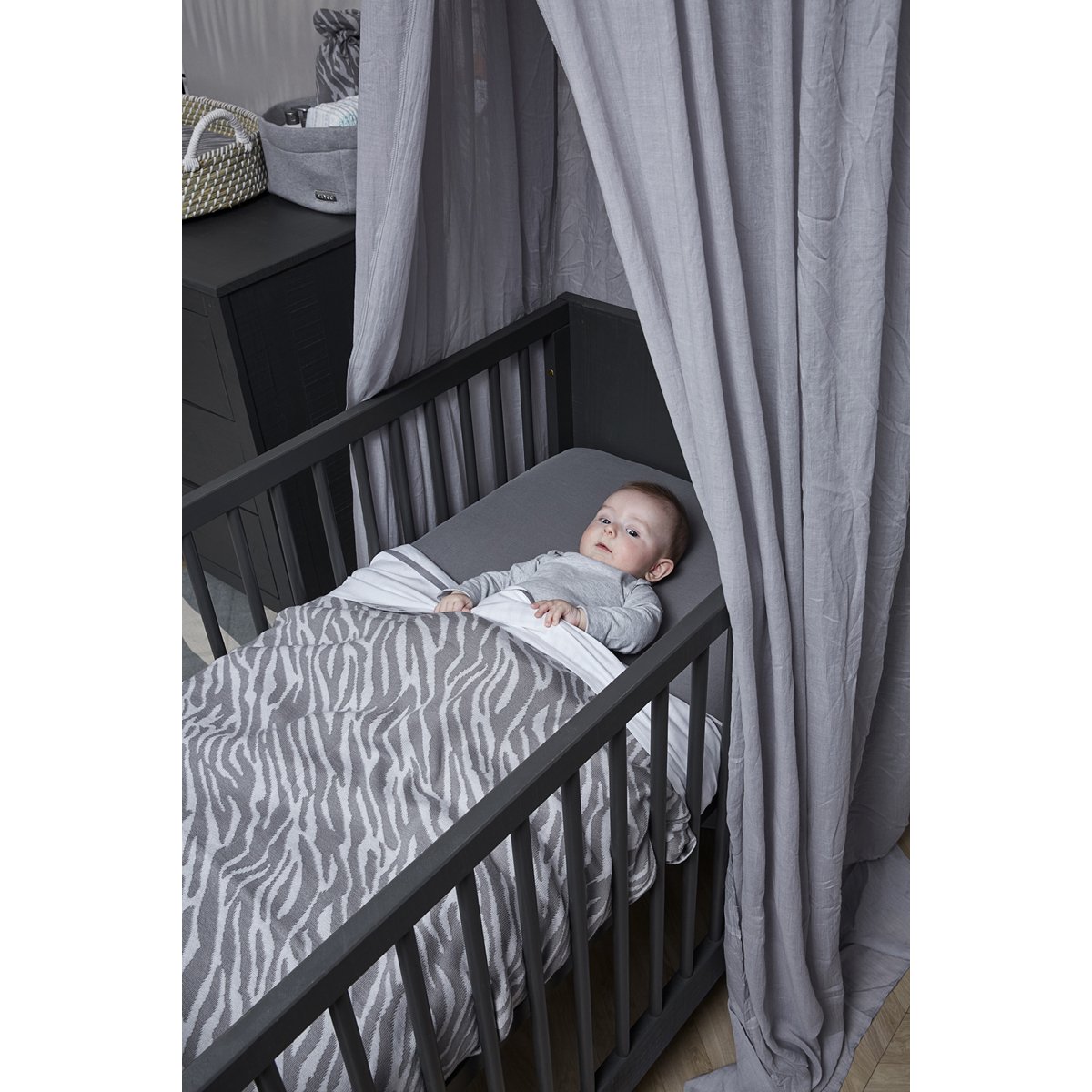 Dosel para cuna 55x240 cm Meyco liso - Gris Gris-2