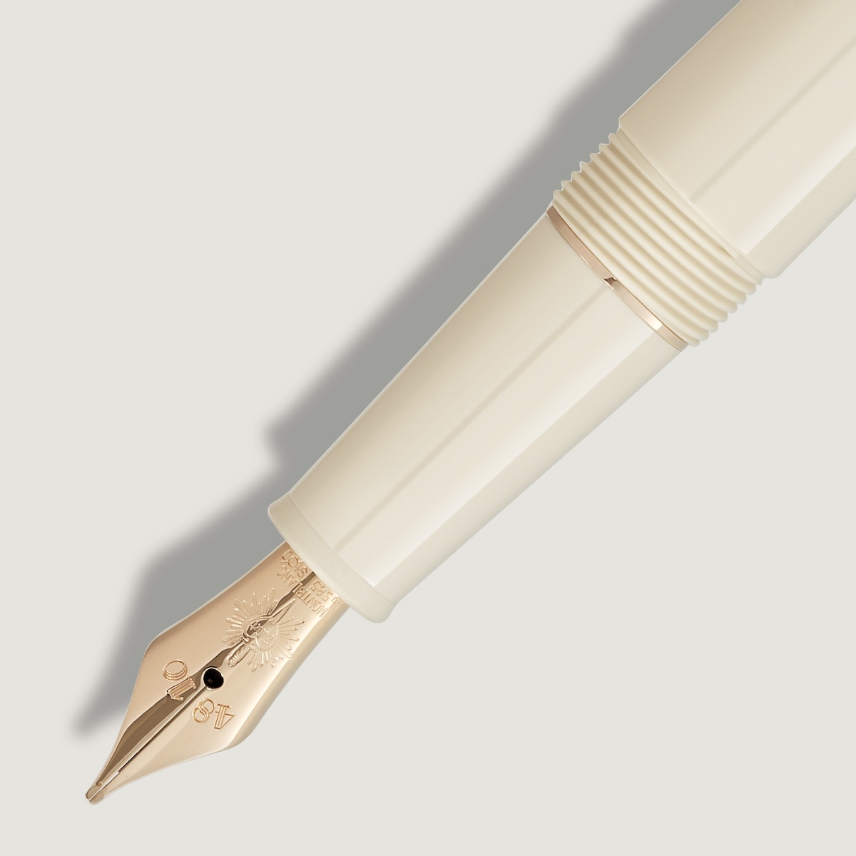 Pluma Montblanc edición Romeo y Julieta (M) Blanco-2