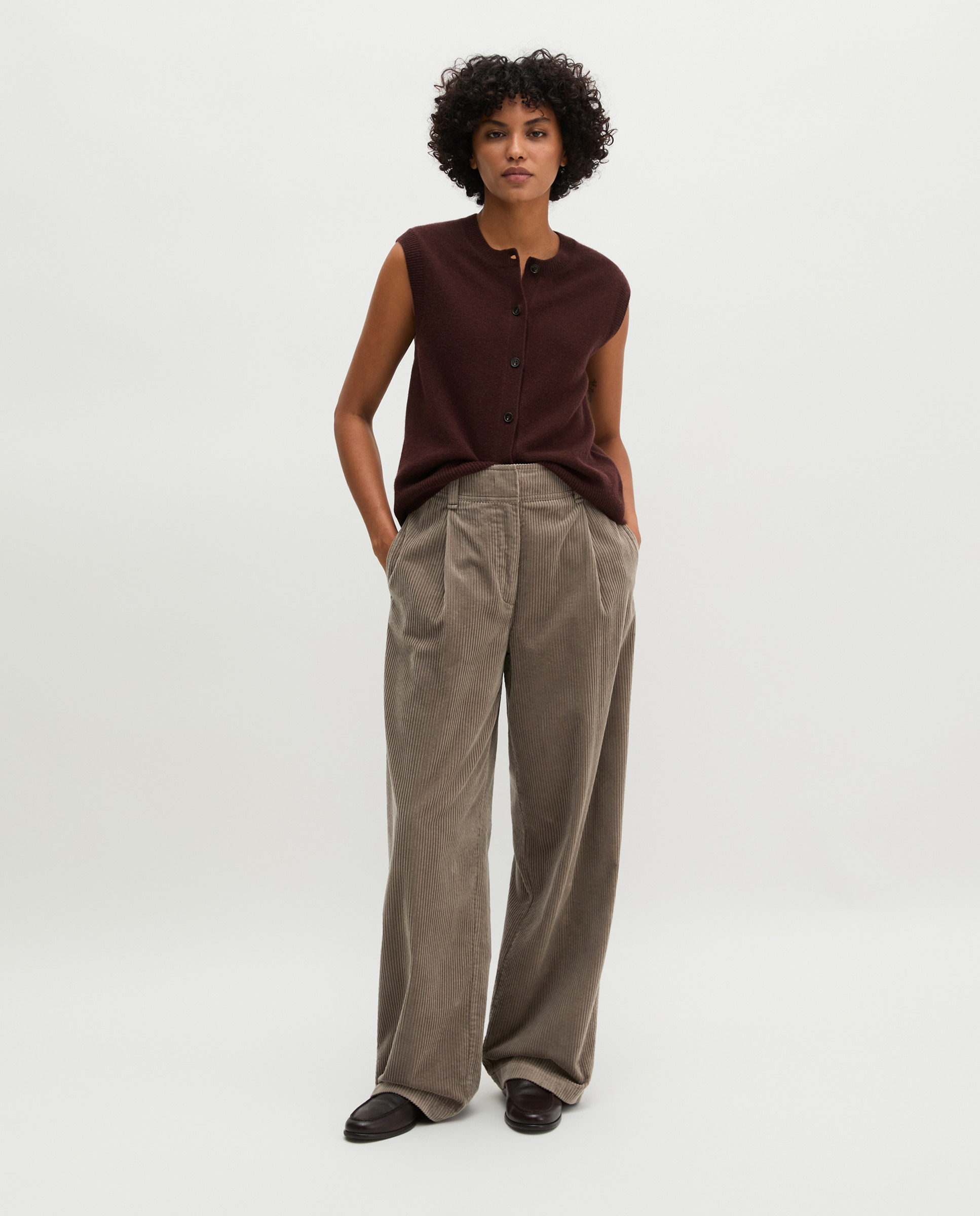Imagen 0 de Pantalones anchos de cordón ancho de algodón ecológico Marrón