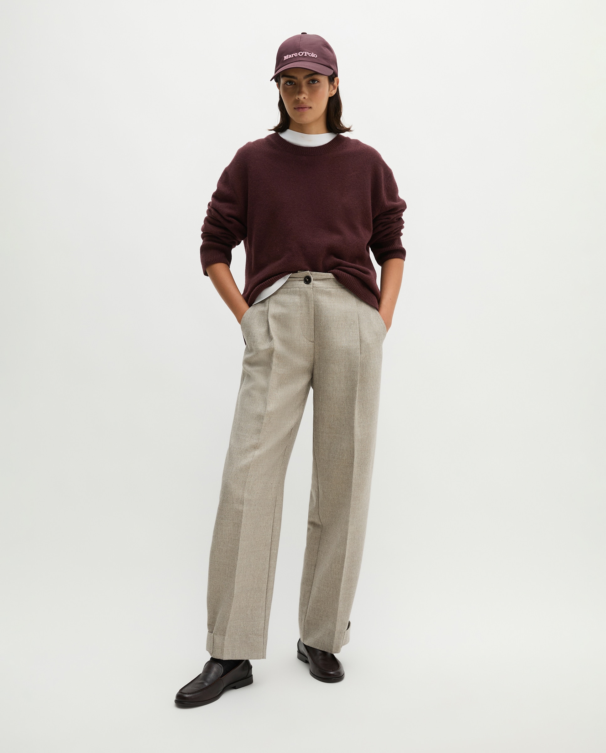 Imagen 0 de Pantalón plisado regular fabricado con una mezcla de lana virgen Beige