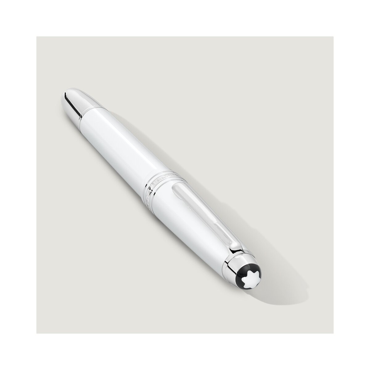 Pluma Estilográfica Montblanc color blanco (M) Blanco-4