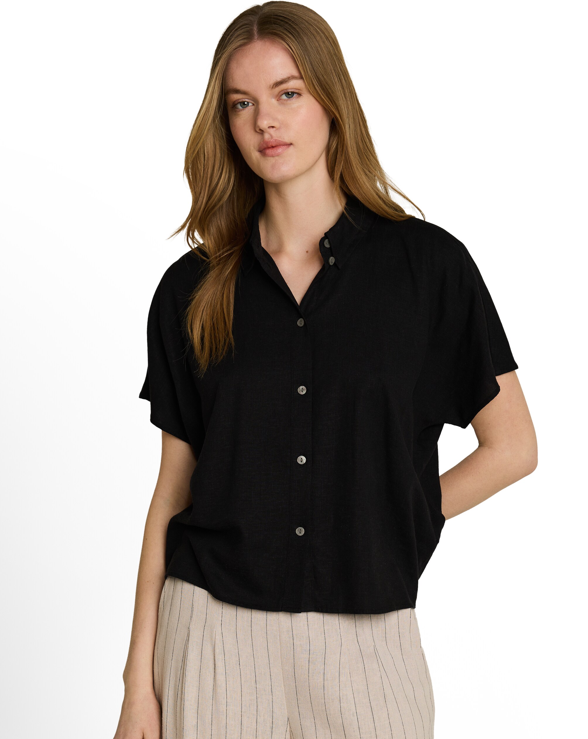 Tom Tailor - Camisa de manga corta de mujer con cuello clásico y diseño liso.