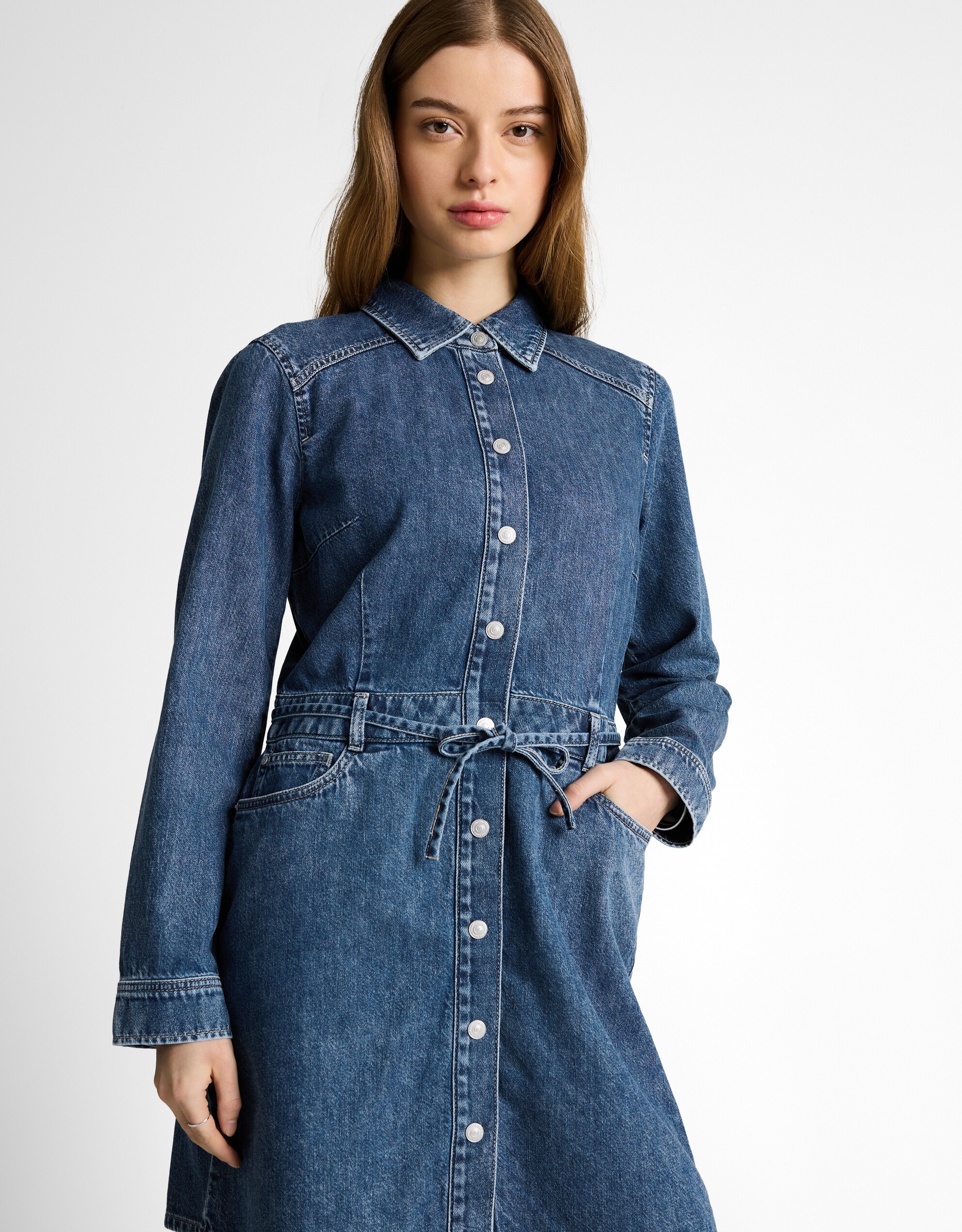 Tom Tailor - Vestido corto vaquero de manga larga con cuello clásico, botones y diseño liso.