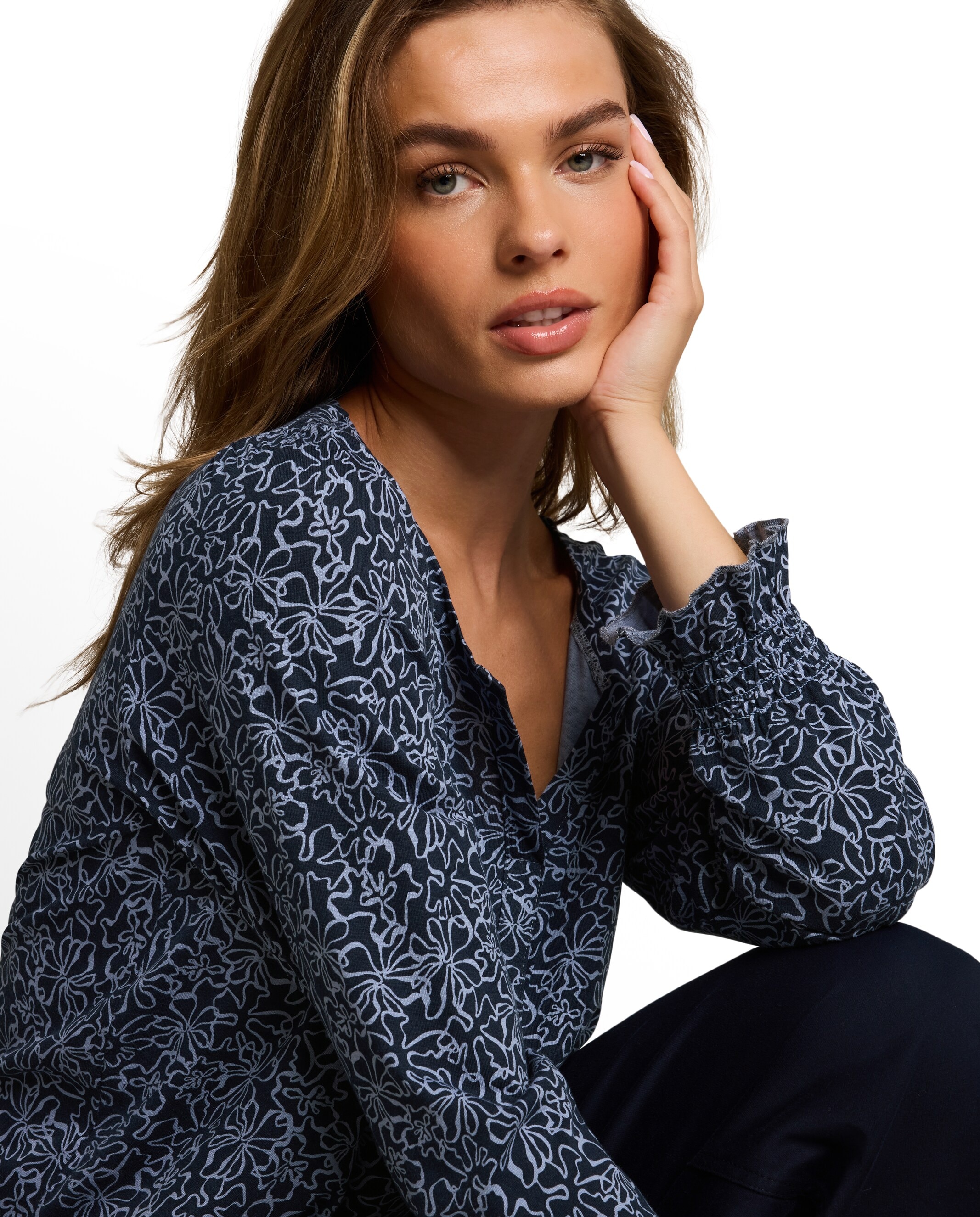 Camiseta de mujer con cuello pico y estampado floral - Tom Tailor - Azul Azul-4
