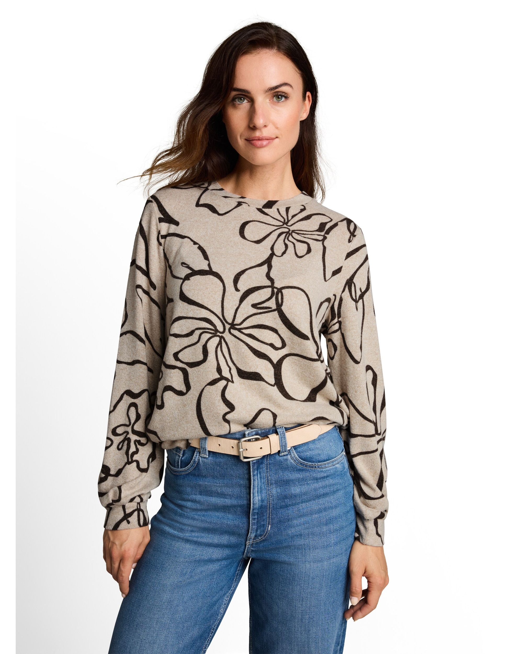 Imagen 0 de Camiseta de mujer con estampado floral y manga larga Marrón