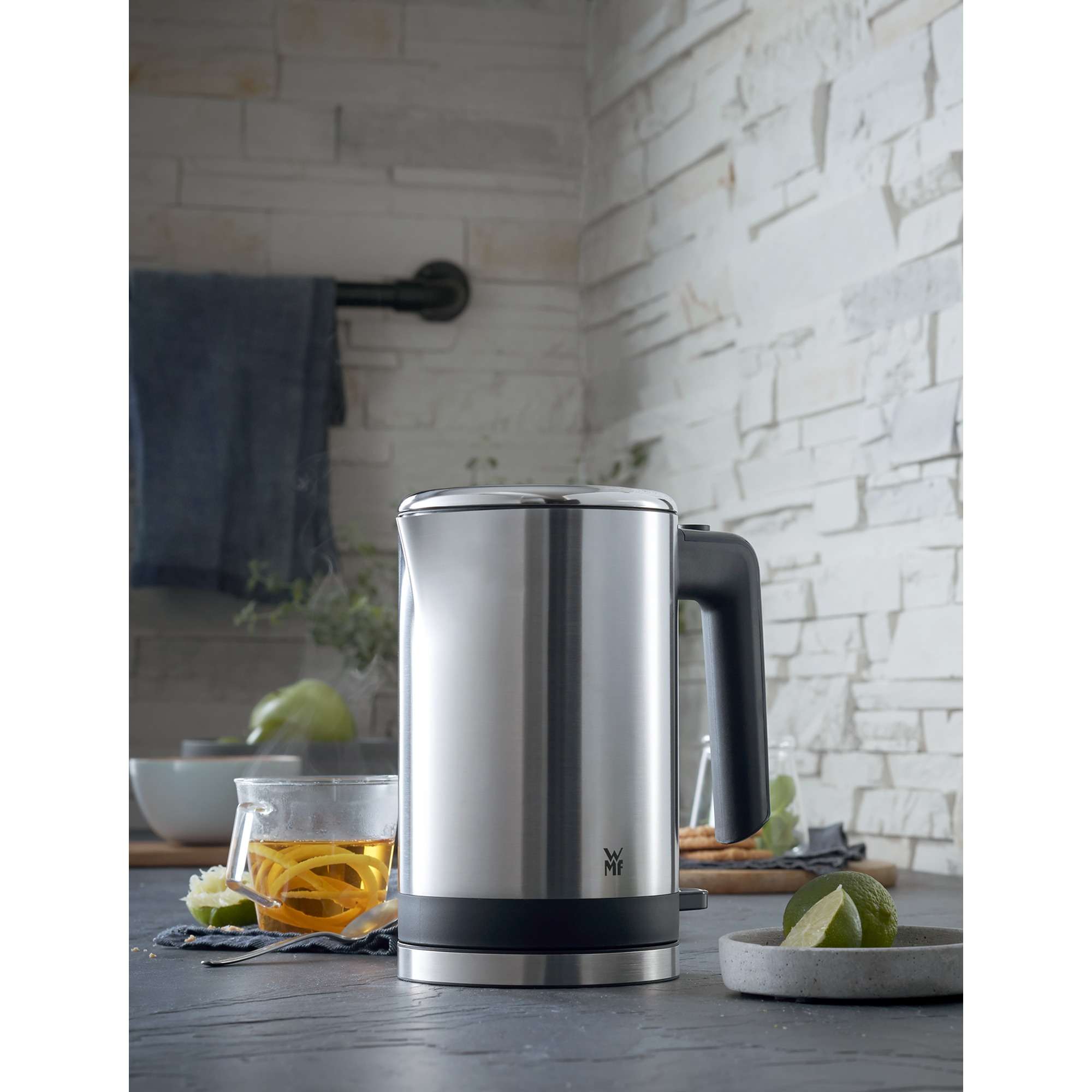 Hervidor de agua eléctrico WMF con capacidad para 0.8 litros - Plata Plata-2
