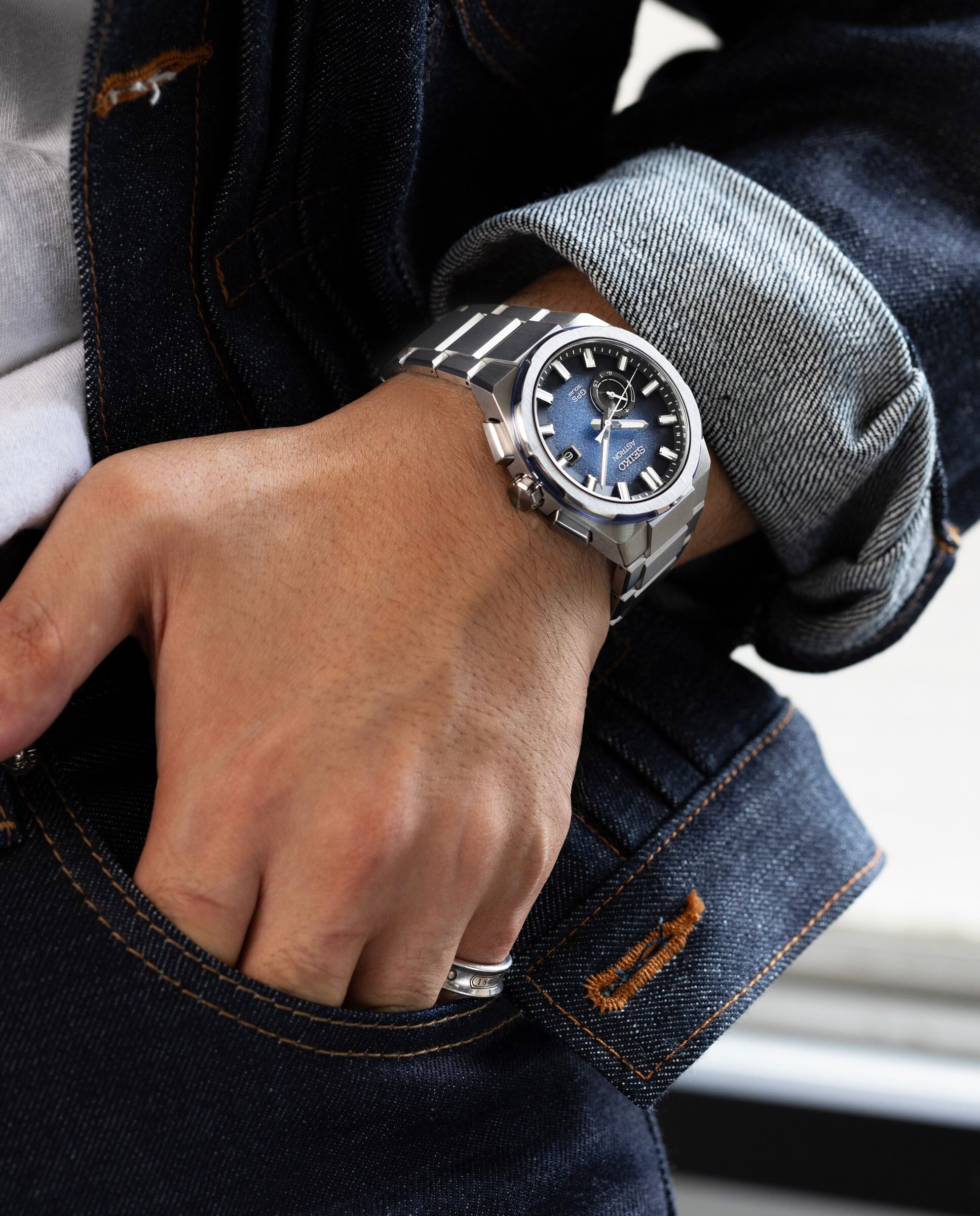 Reloj de hombre astron ssj023j1 de titanio y correa plateada - Seiko - Plata Plata-6