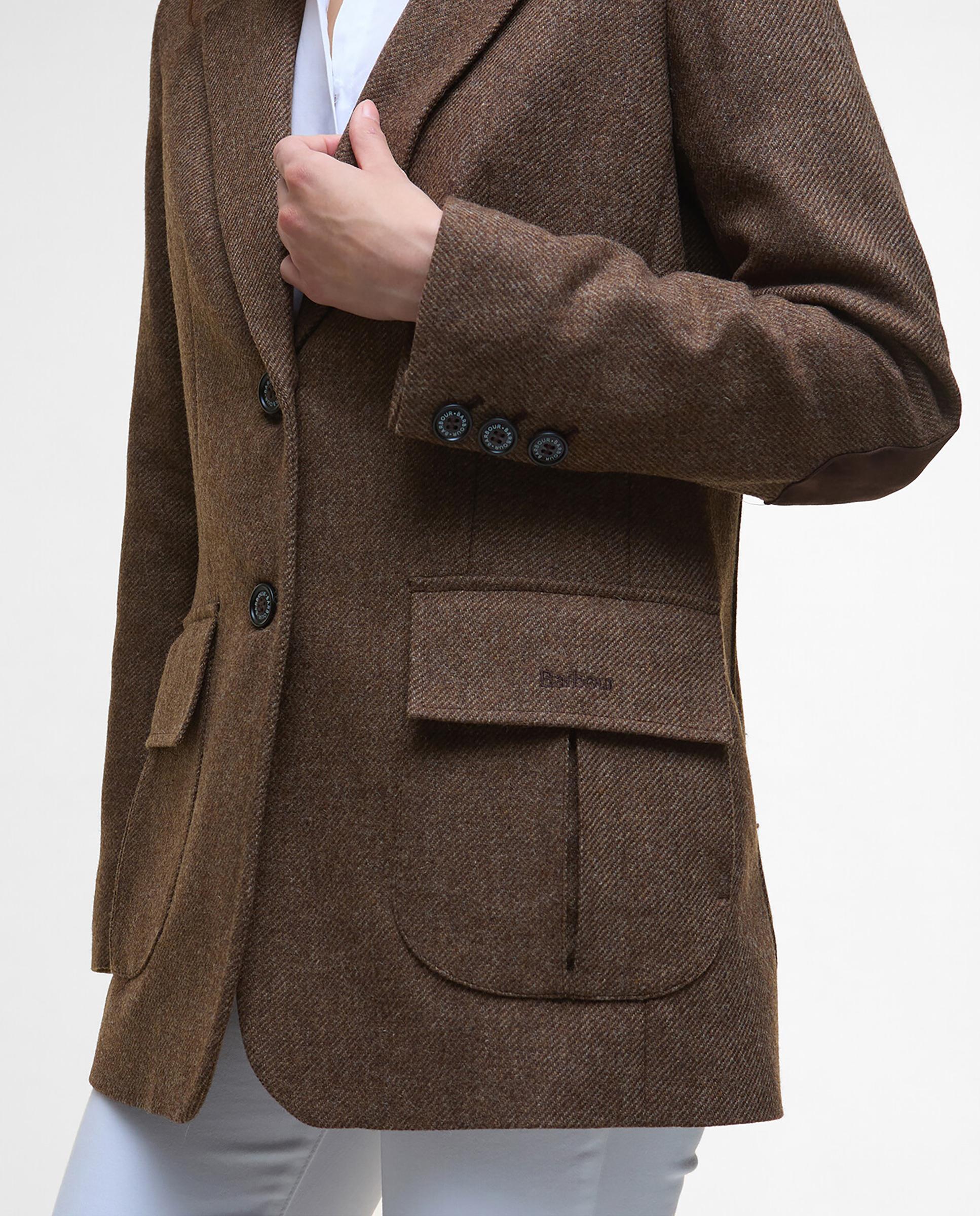 Blazer de mujer con doble botonadura con cuello de solapa y bolsillos frontales tipo parche con solapa de cierre - Barbour - Marrón Marrón-5