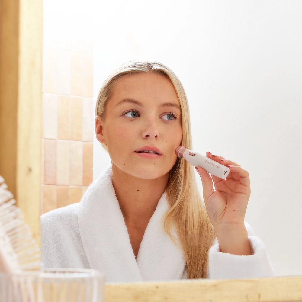 Depiladora facial BareMe™ de Remington con dos cabezales intercambiables - Blanco / Rosa Blanco / Rosa-2