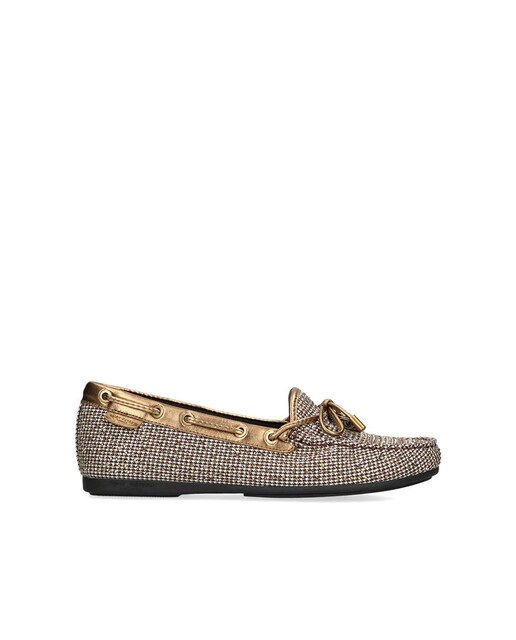 Imagen 0 de Mocasines de mujer con estampado en beige