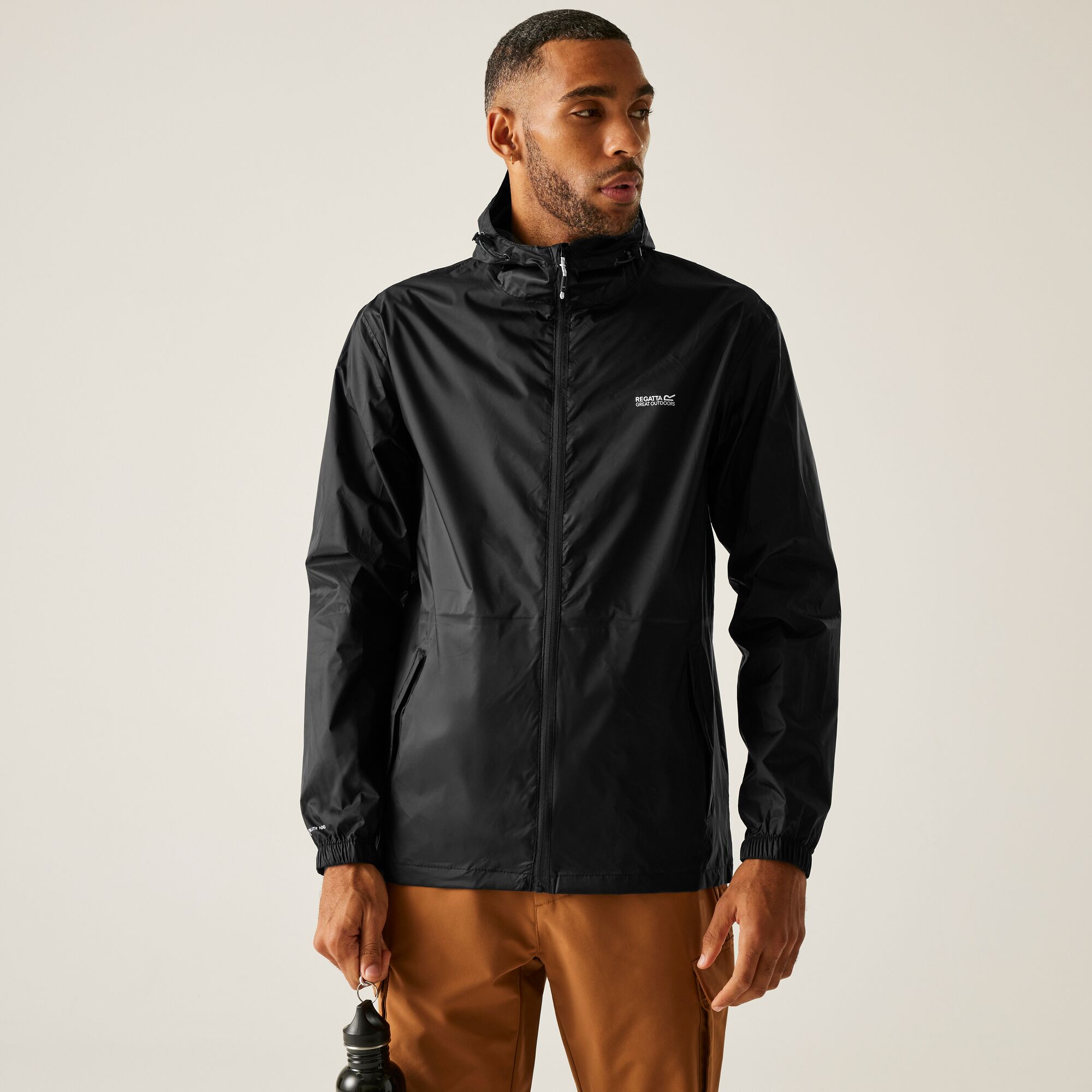 Imagen 0 de Chubasquero de hombre Pack It III Regatta Negro