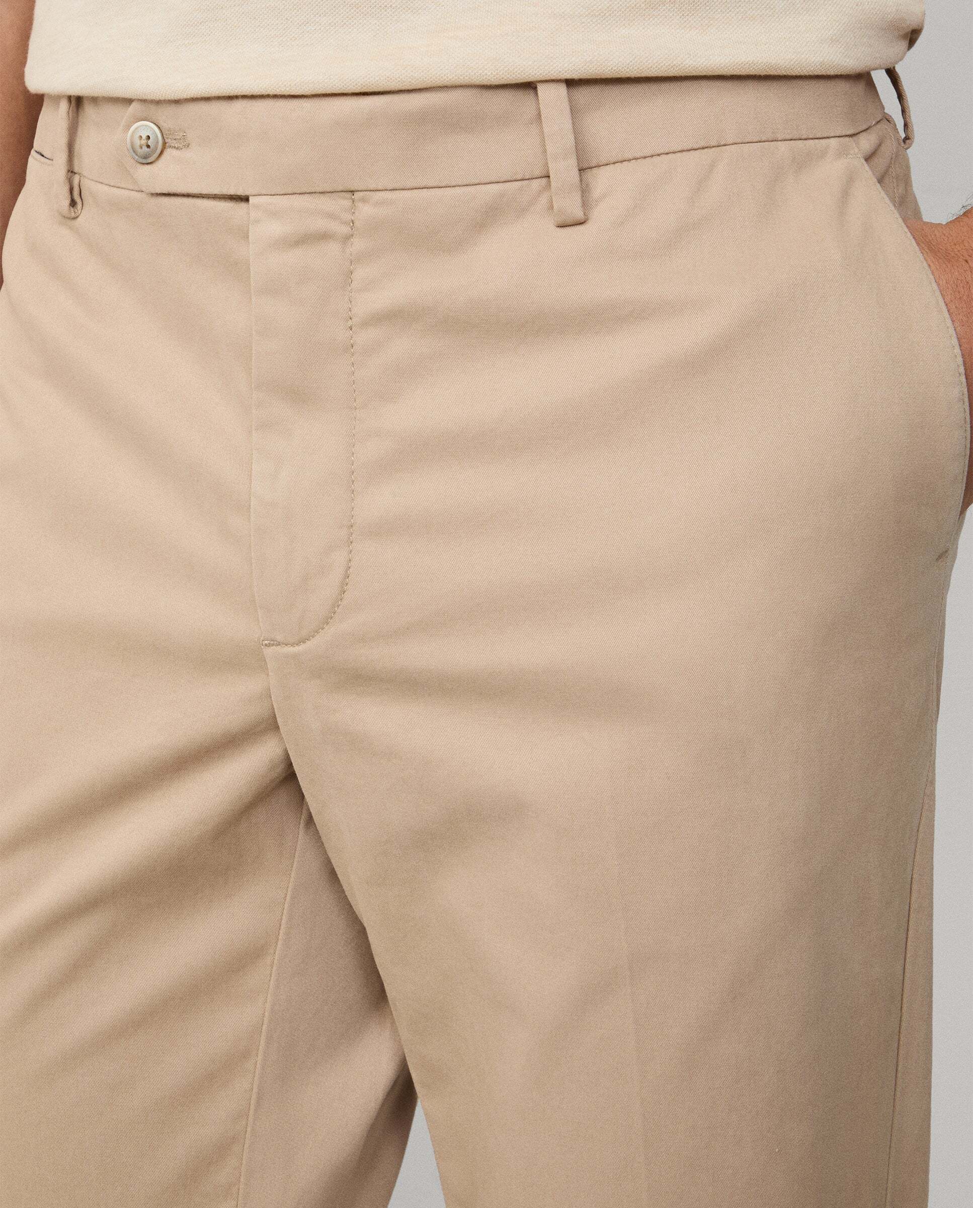 Chino de hombre slim fit en tejido de sarga - Hackett - Natural Natural-4