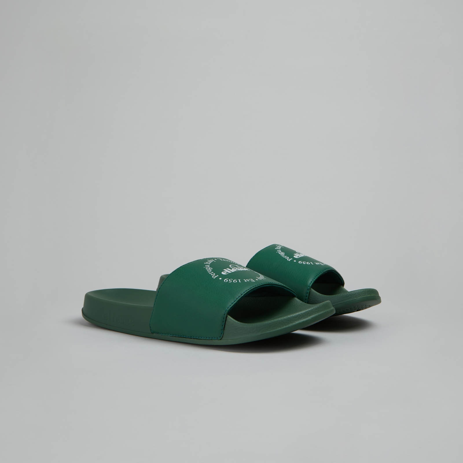 Nike benassi hotsell el corte ingles