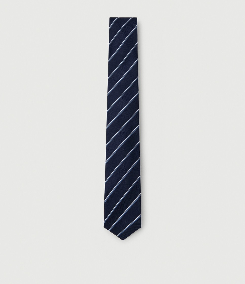 Corbata de hombre de seda con estampado de rayas