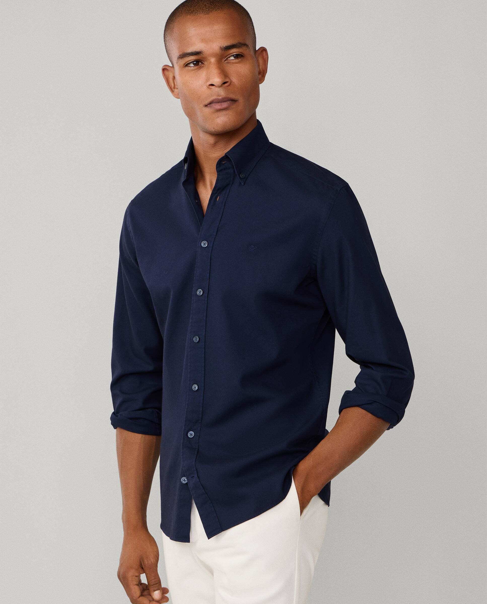 Camisa oxford de hombre teñida en prenda fit tailored - Hackett - Azul marino Azul marino-7