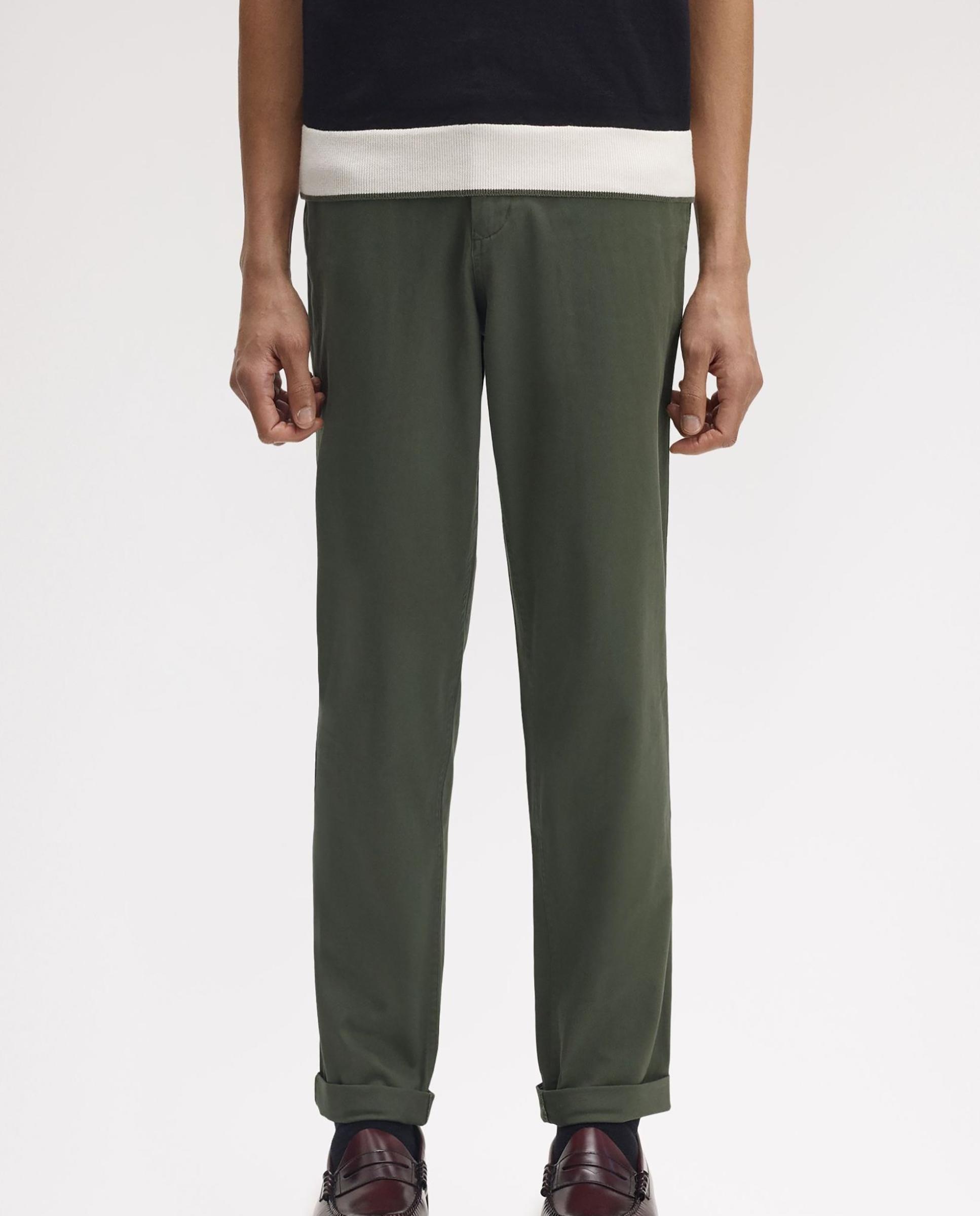 Fred Perry - Chino de hombre corte entallado liso.