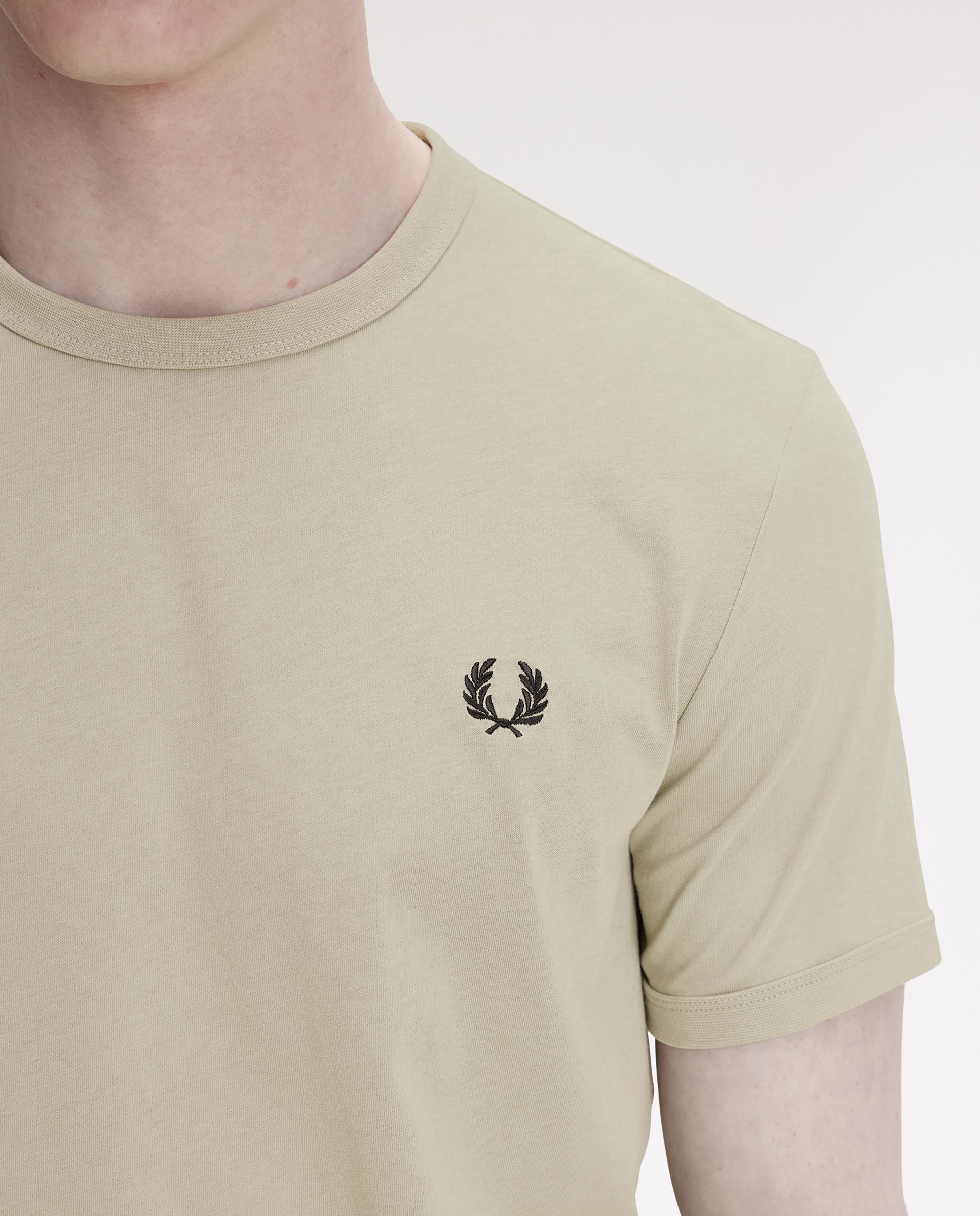 Imagen 4 de Camiseta de hombre ringer manga corta con cuello redondo - Fred Perry - Champagne Champagne