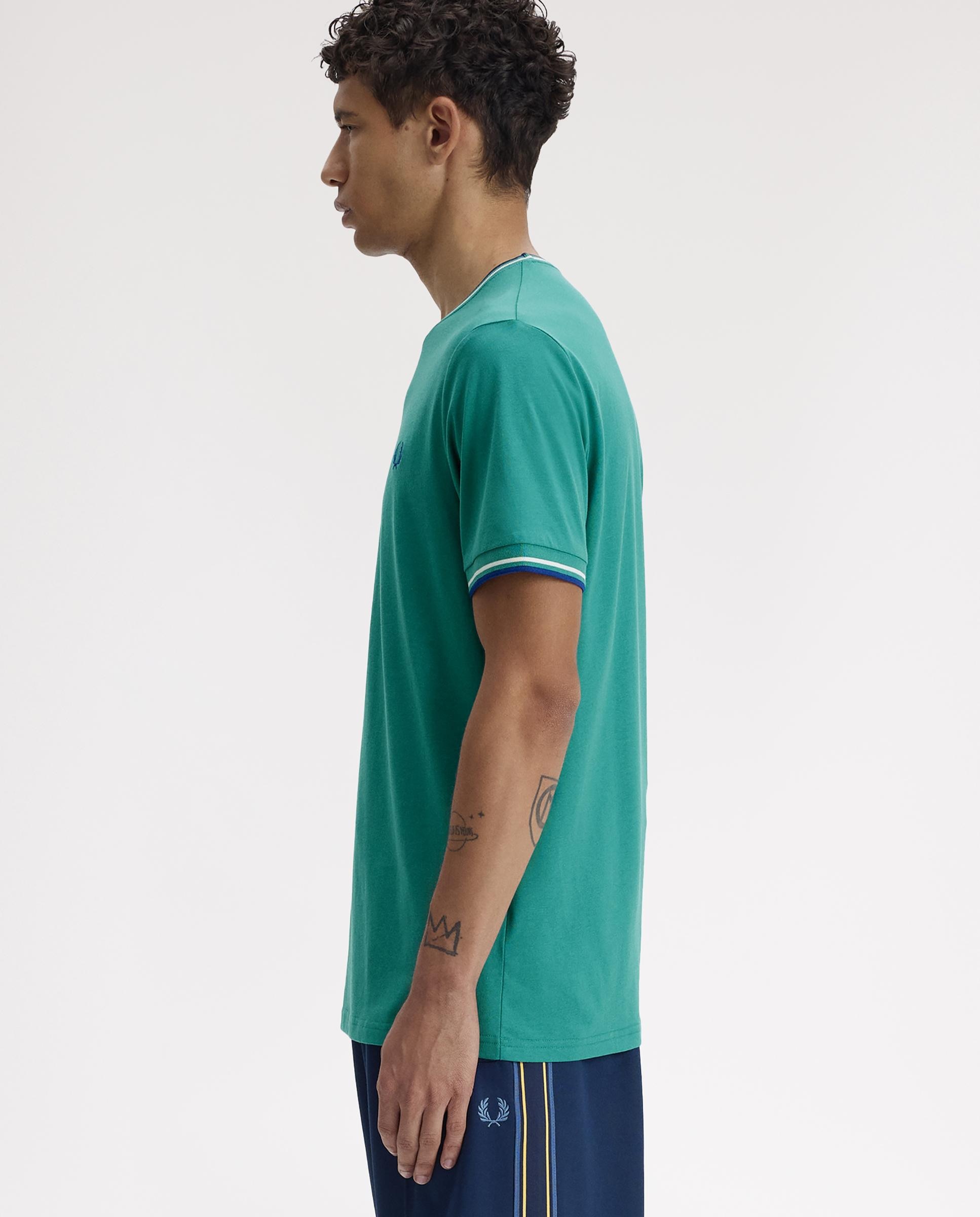 Imagen 2 de Camiseta de manga corta de hombre con ribete con dos franjas - Fred Perry - Aguamarina Aguamarina