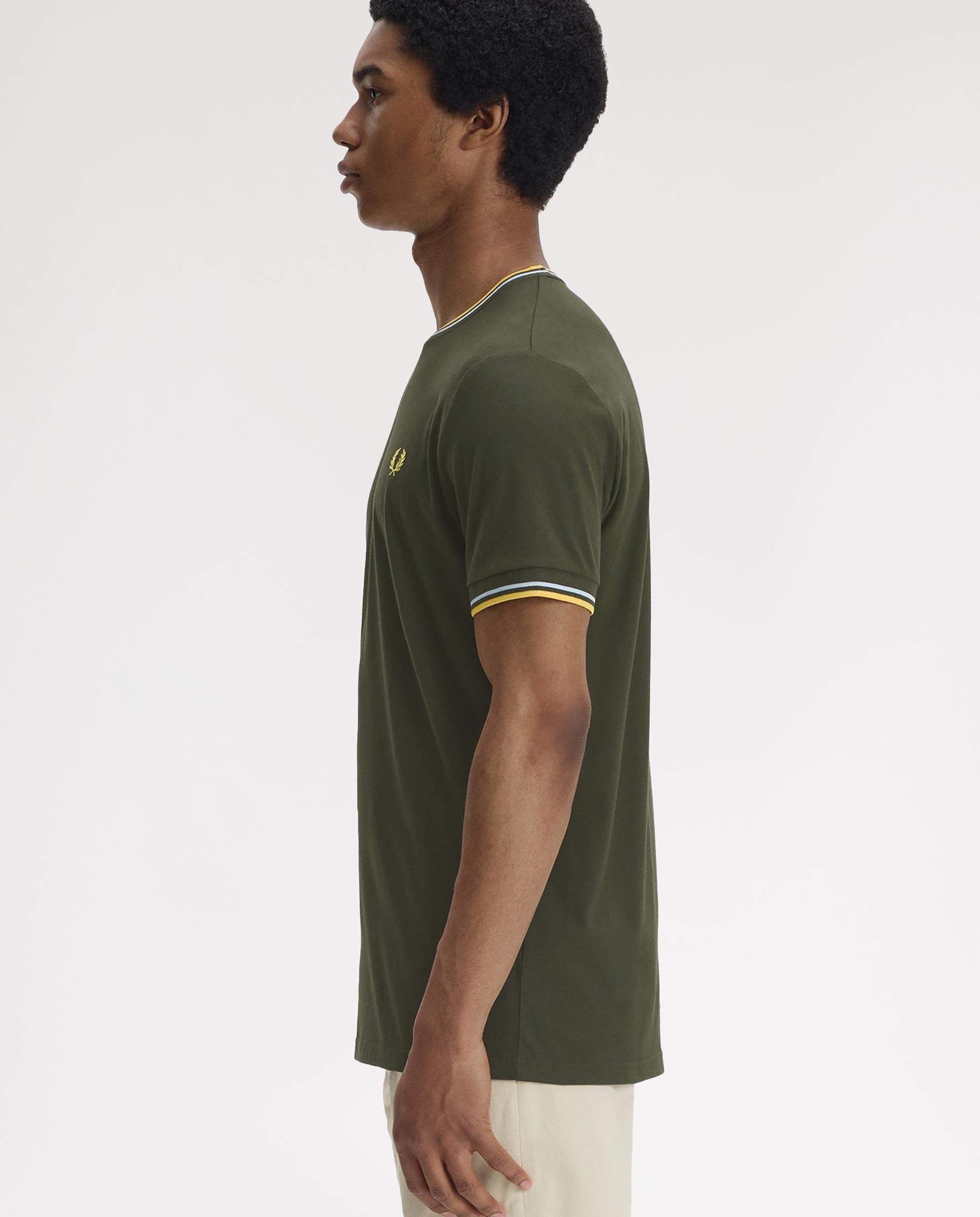 Imagen 2 de Camiseta de manga corta de hombre con ribete con dos franjas - Fred Perry - Verde militar Verde militar