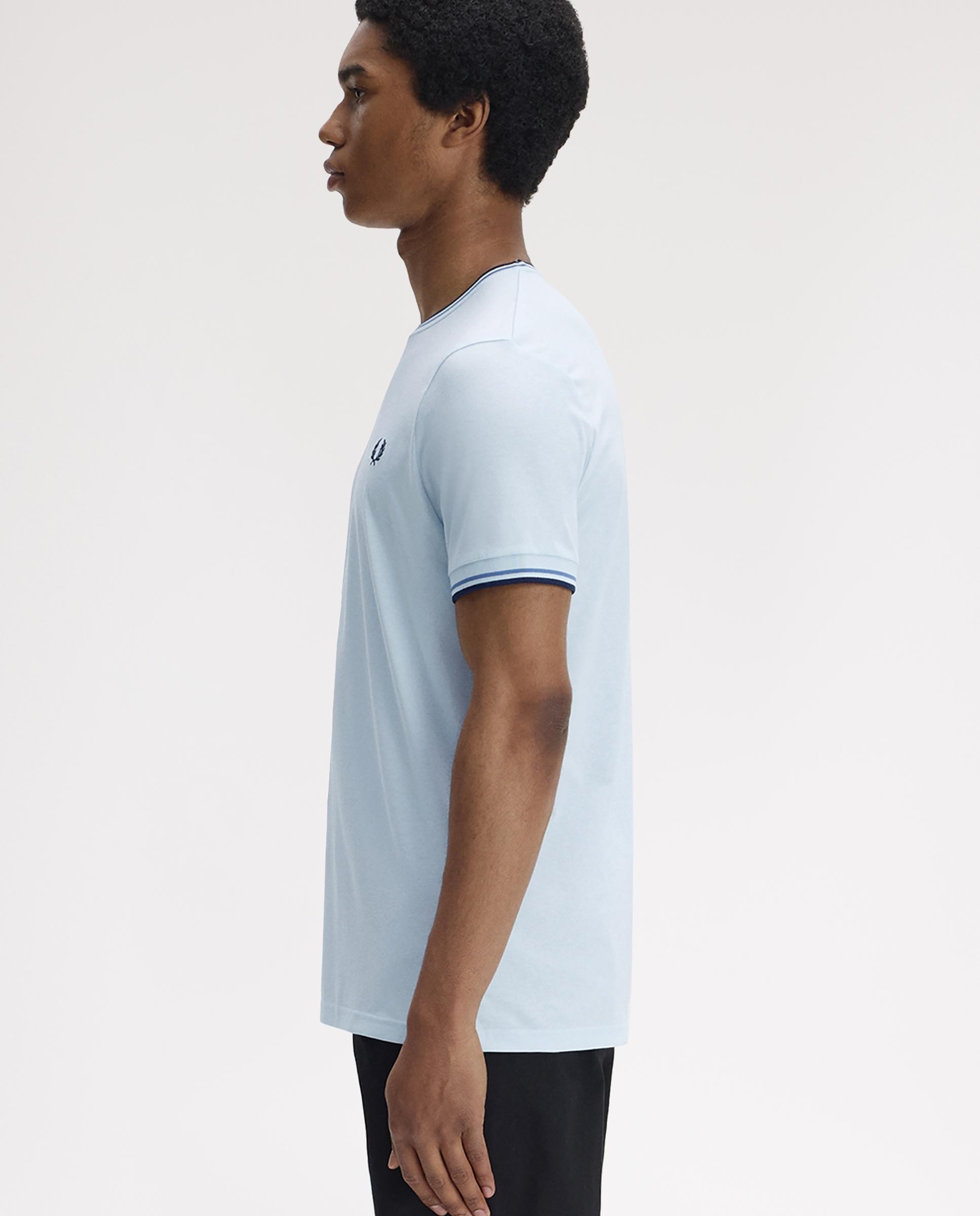Imagen 2 de Camiseta de manga corta de hombre con ribete con dos franjas - Fred Perry - Celeste Celeste
