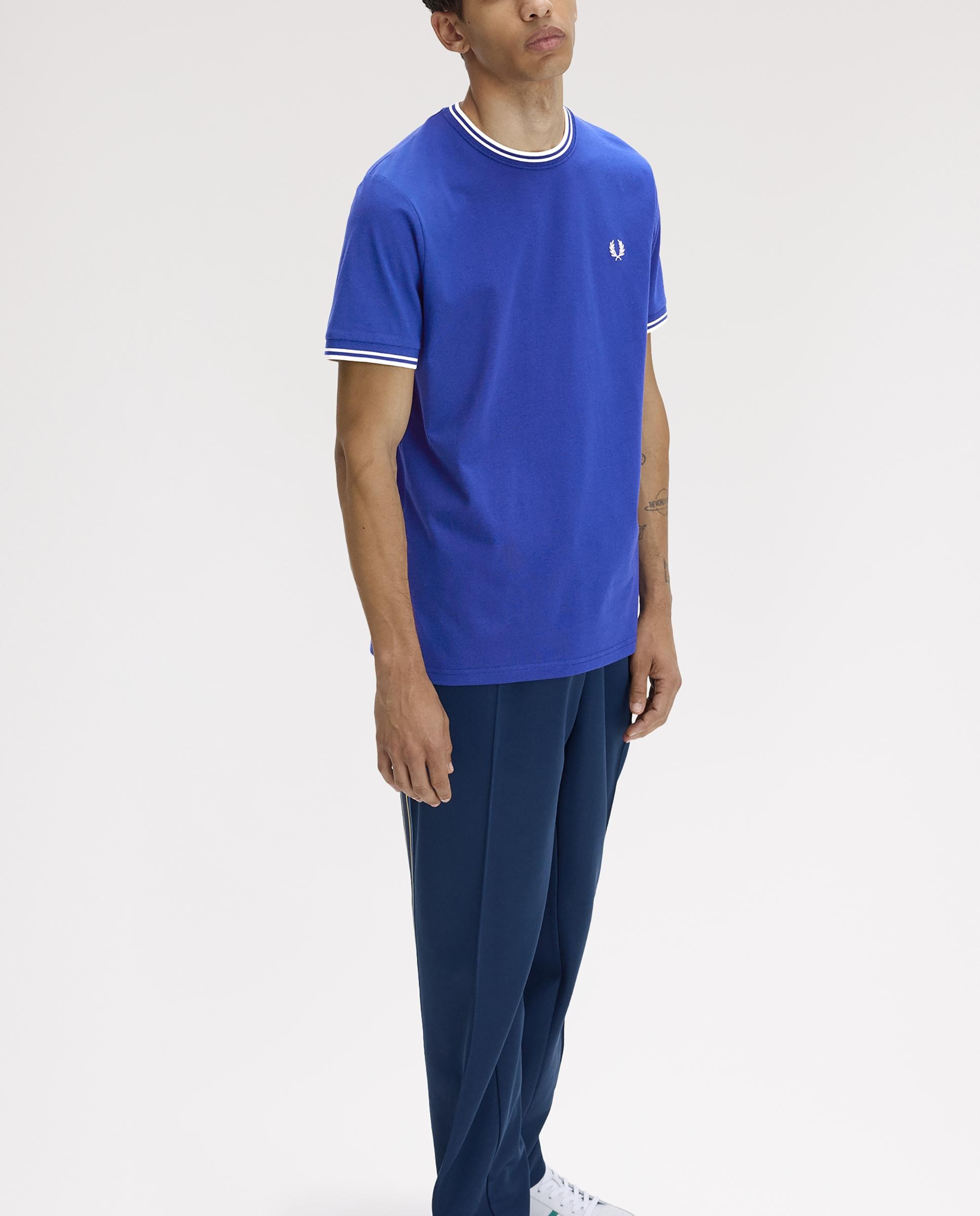 Imagen 3 de Camiseta de manga corta de hombre con ribete con dos franjas - Fred Perry - Azul royal Azul royal