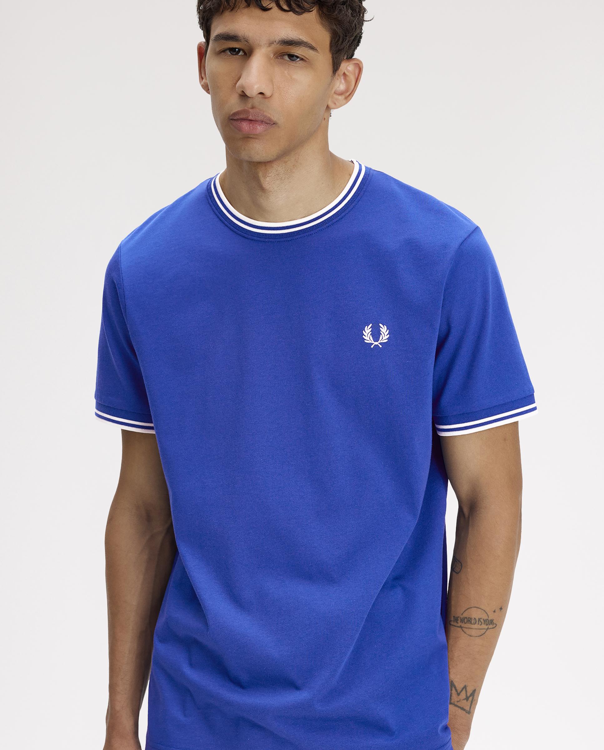 Imagen 4 de Camiseta de manga corta de hombre con ribete con dos franjas - Fred Perry - Azul royal Azul royal