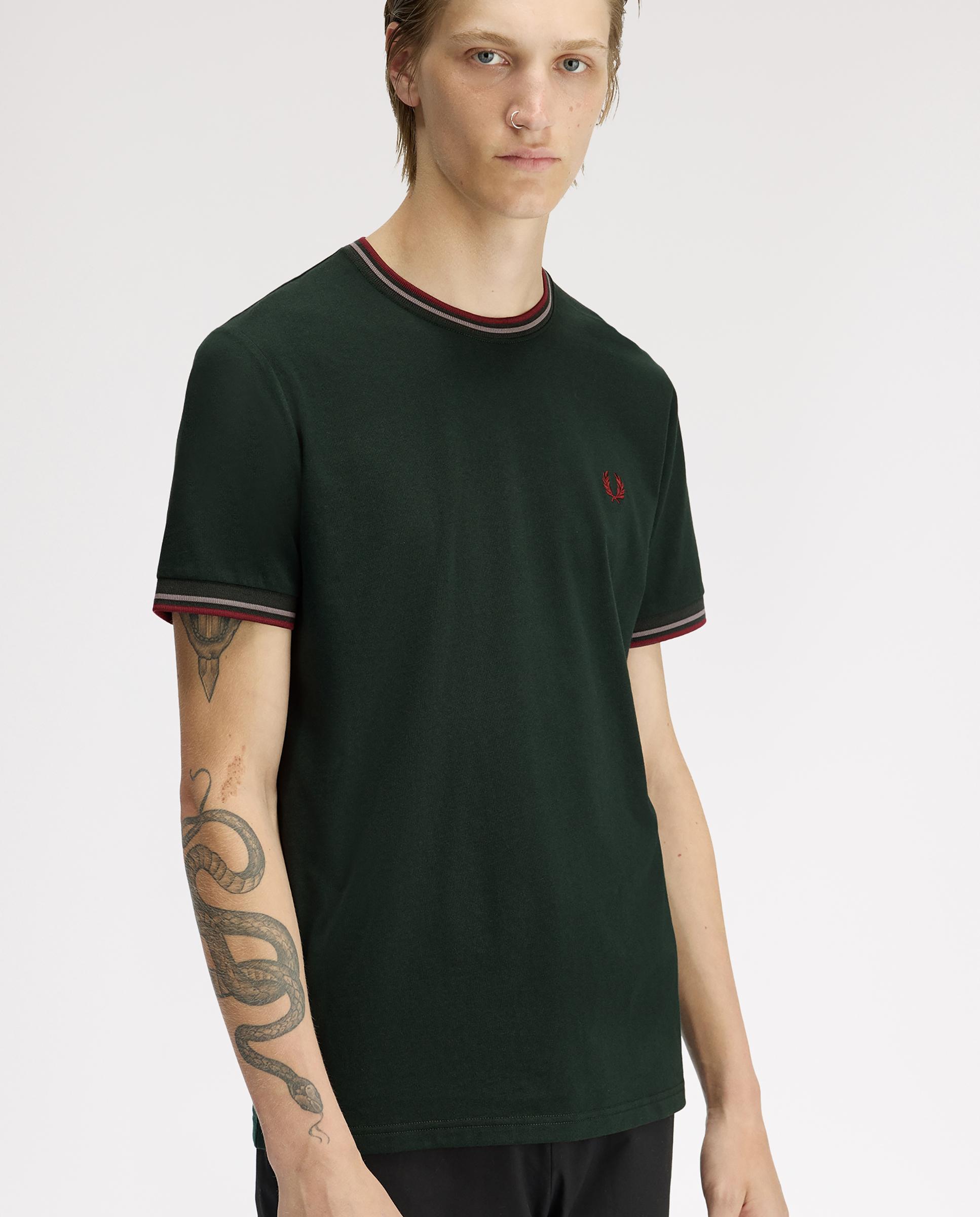 Imagen 3 de Camiseta de manga corta de hombre con ribete con dos franjas - Fred Perry - Verde cadete Verde cadete