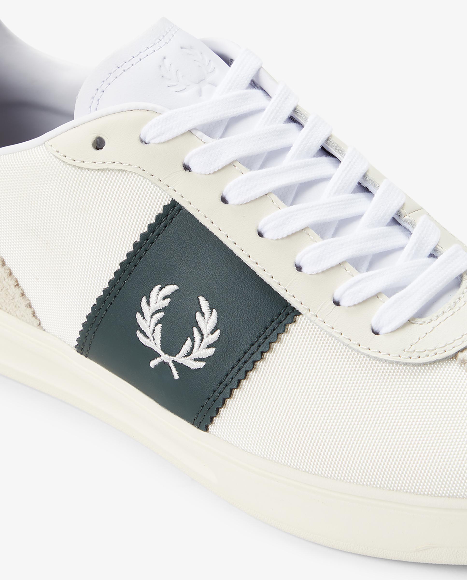 Zapatillas deportivas de hombre B4 con logo y cordones Blanco