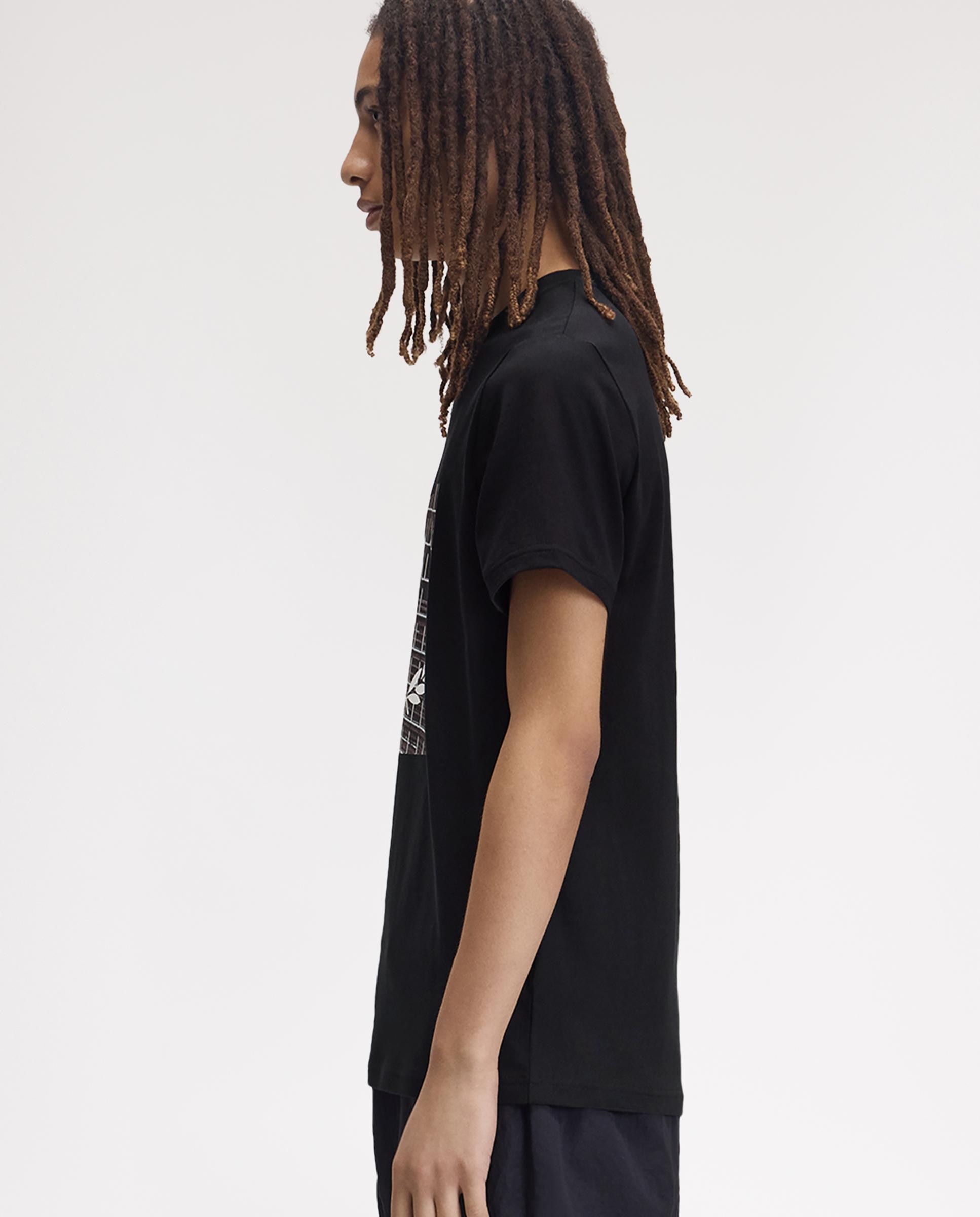 Imagen 2 de Camiseta de manga corta de hombre con estampado gráfico - Fred Perry - Negro Negro