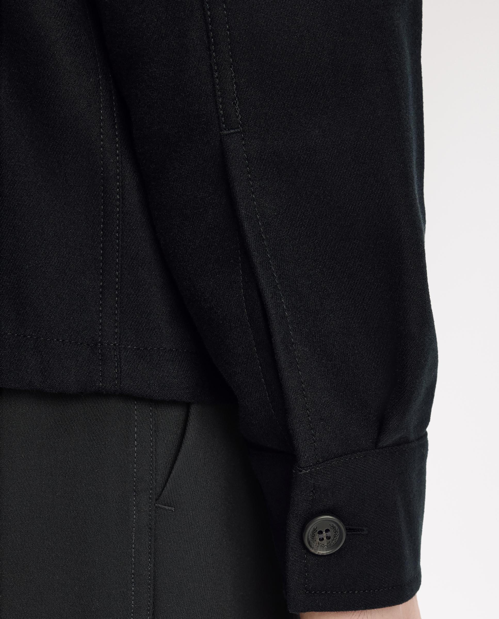 Imagen 10 de Soberecamisa de hombre con bolsillos y cierre de botones - Fred Perry - Negro Negro