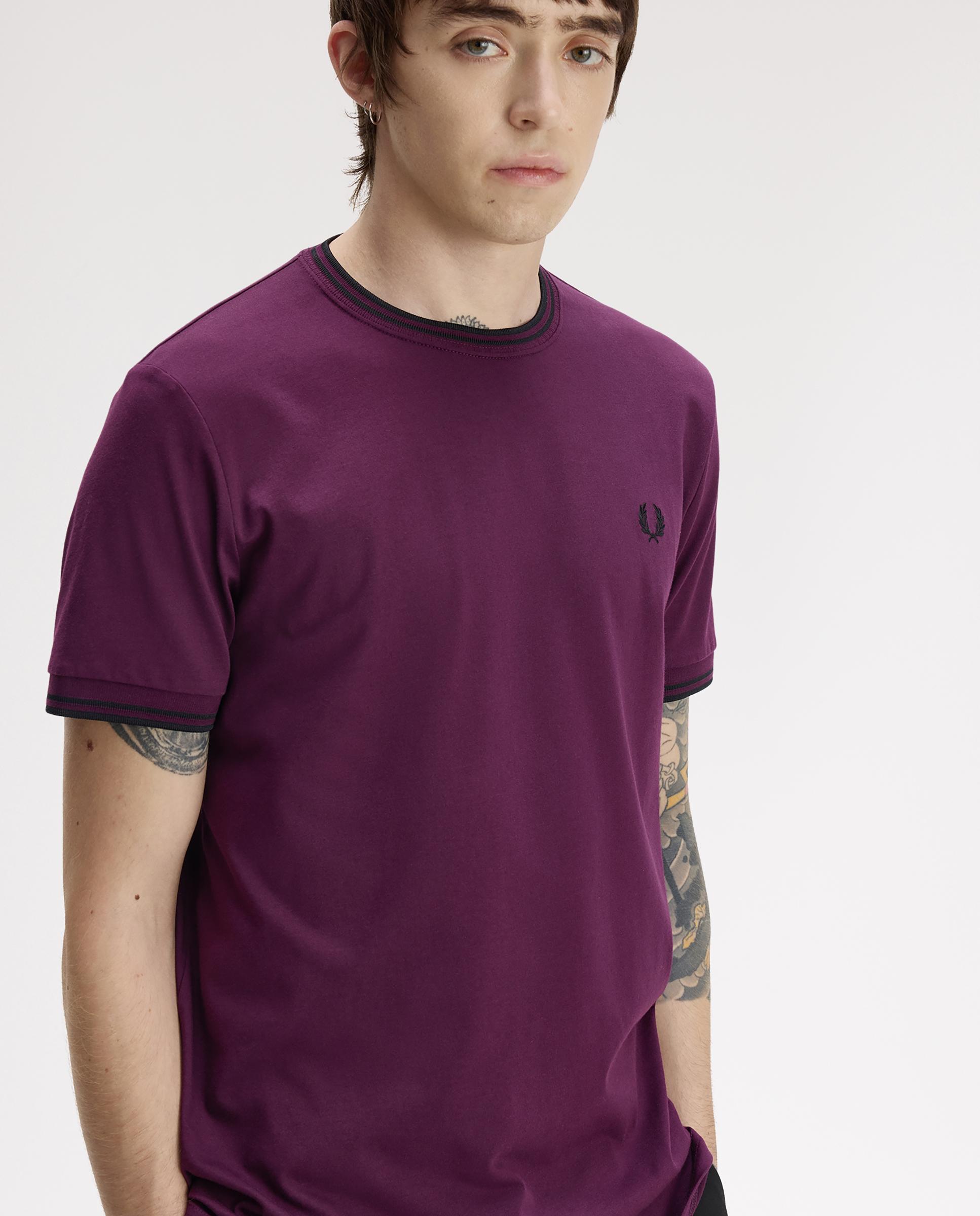 Imagen 3 de Camiseta de manga corta de hombre con ribete con dos franjas - Fred Perry - Morado Morado