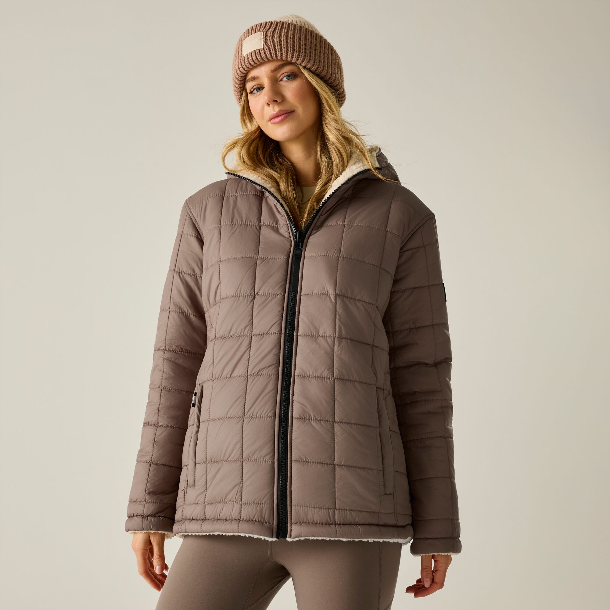 Imagen 5 de Chaqueta de mujer Frankie Reversible Regatta - Crema Crema