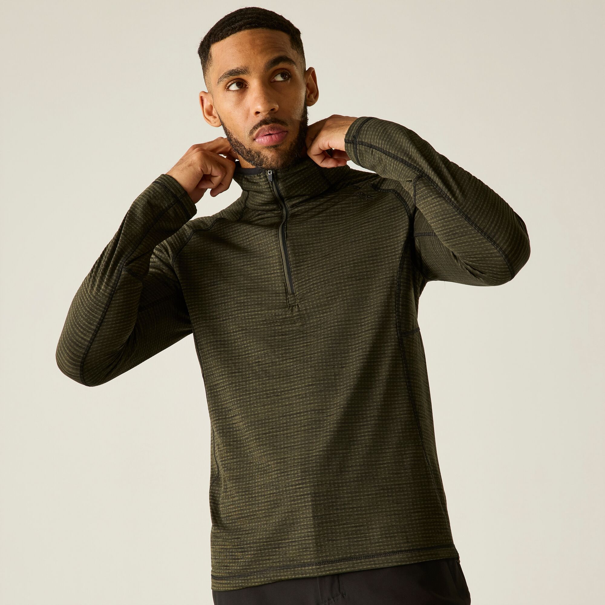 Imagen 0 de Forro polar de hombre Yonder II Regatta Verde militar