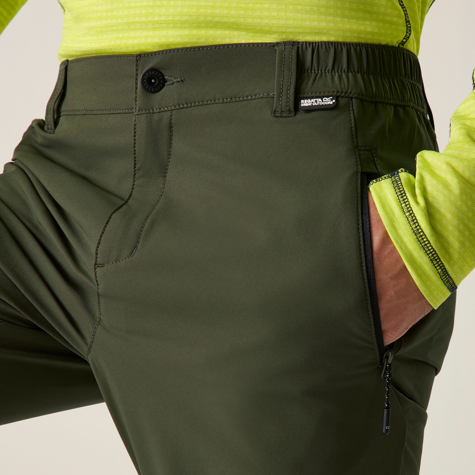 Imagen 4 de Pantalón de hombre Montorn Regatta - Verde militar Verde militar