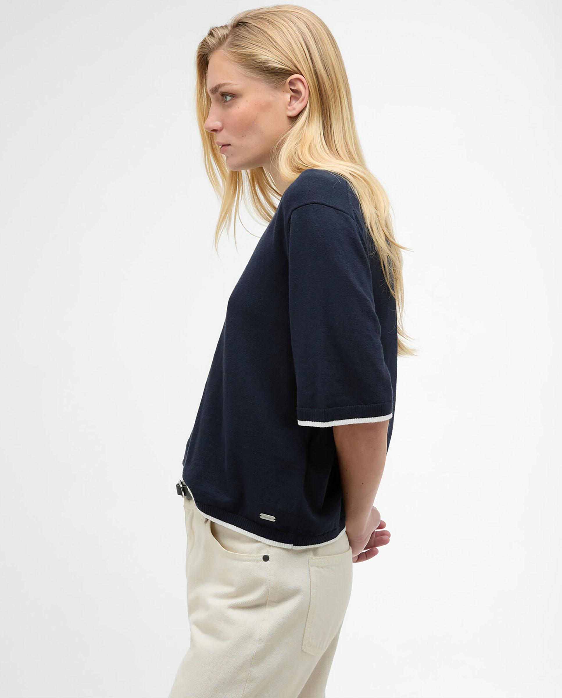 La camiseta de mujer de punto con un cuello redondo clásico y ribetes en contraste en el cuello, los puños y el dobladillo - Barbour - Azul marino Azul marino-4